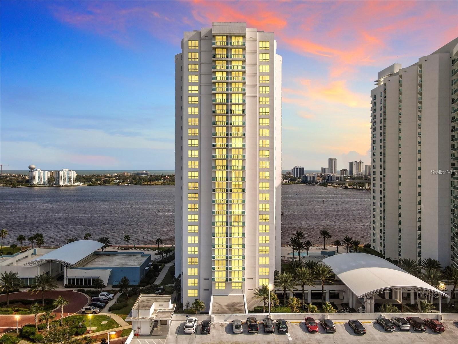 241 Riverside Dr #1809, FL