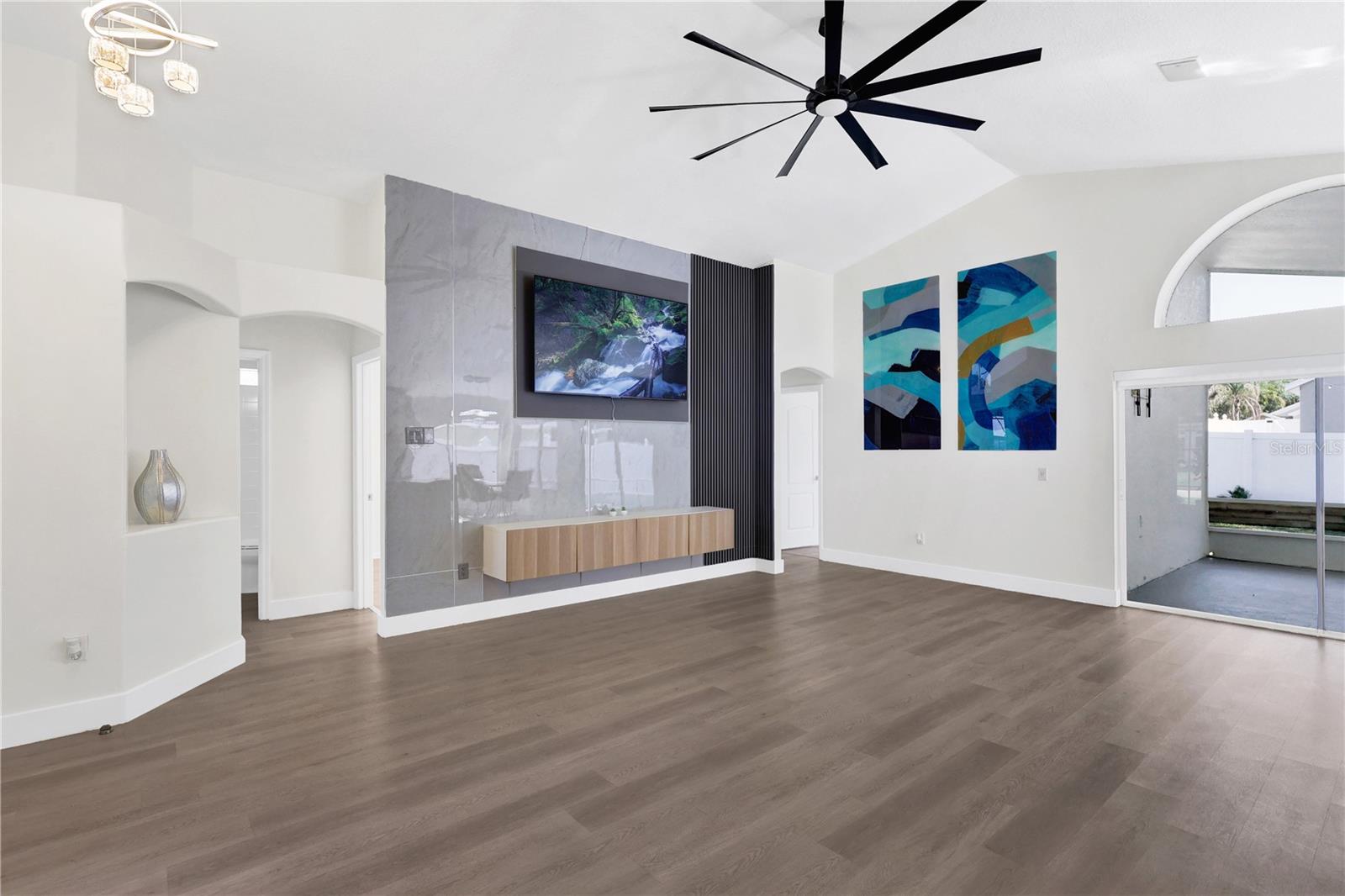 15530 Bay Vista Drive, FL
