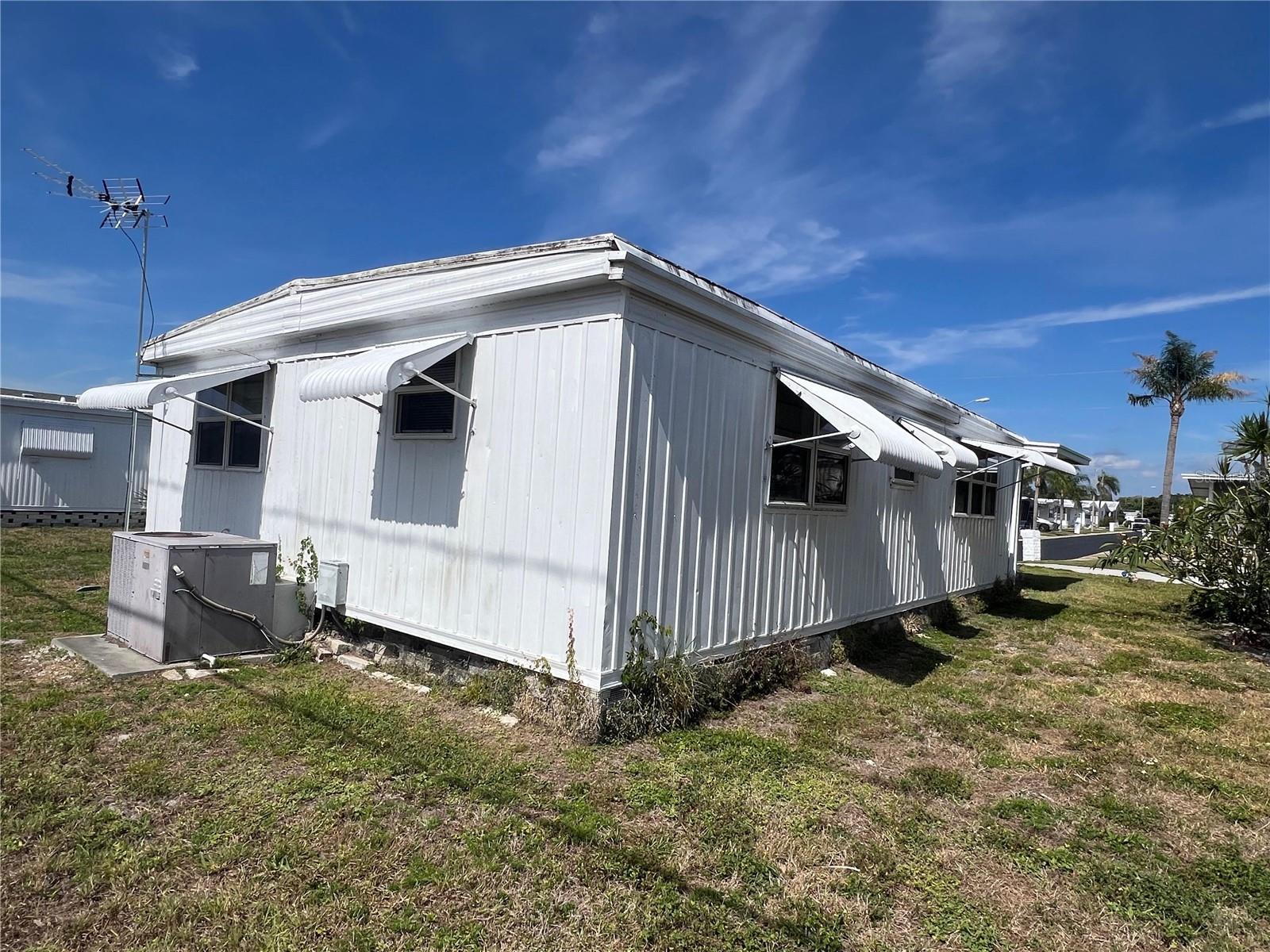 1500 County Road 1, FL