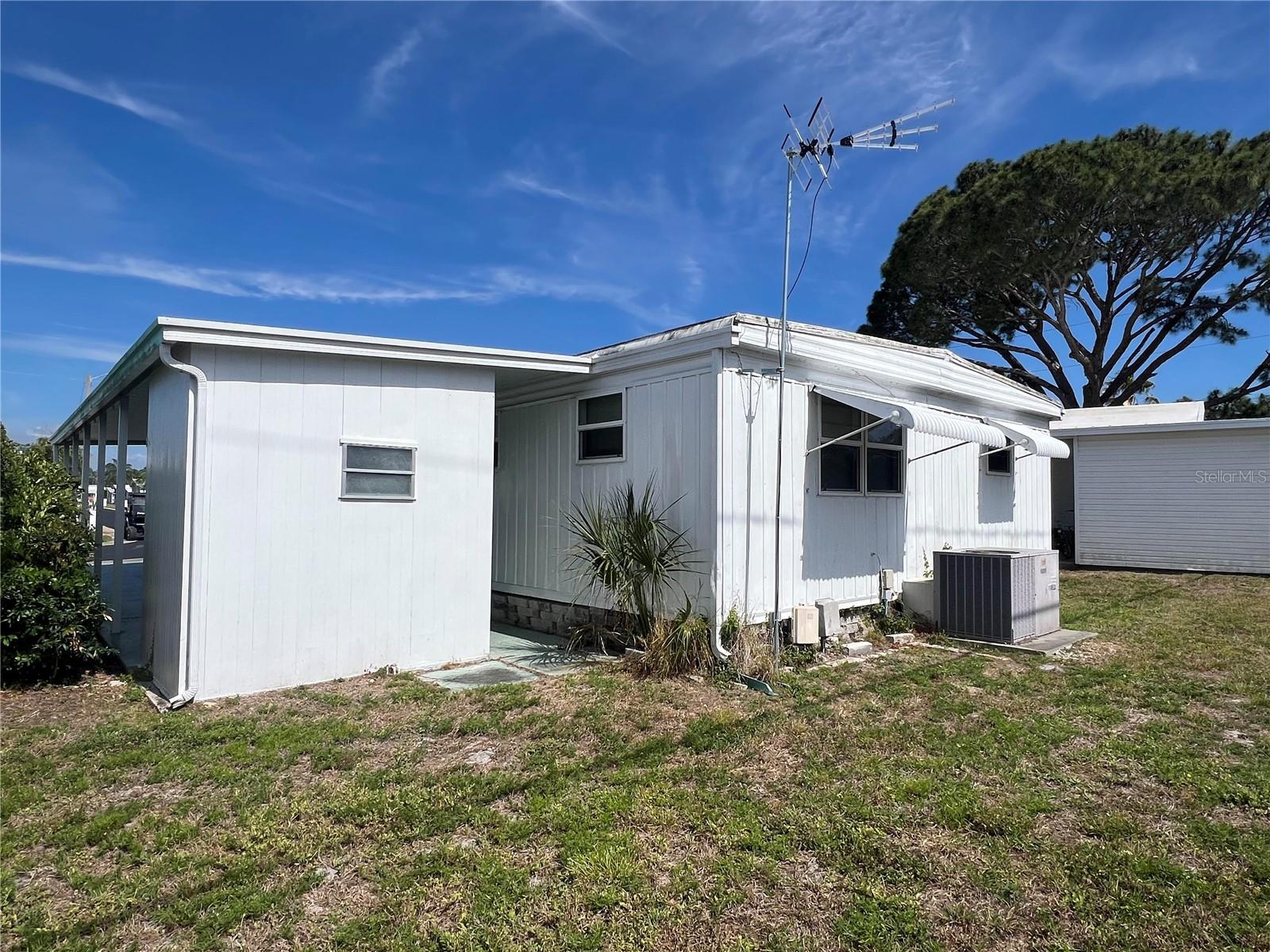 1500 County Road 1, FL