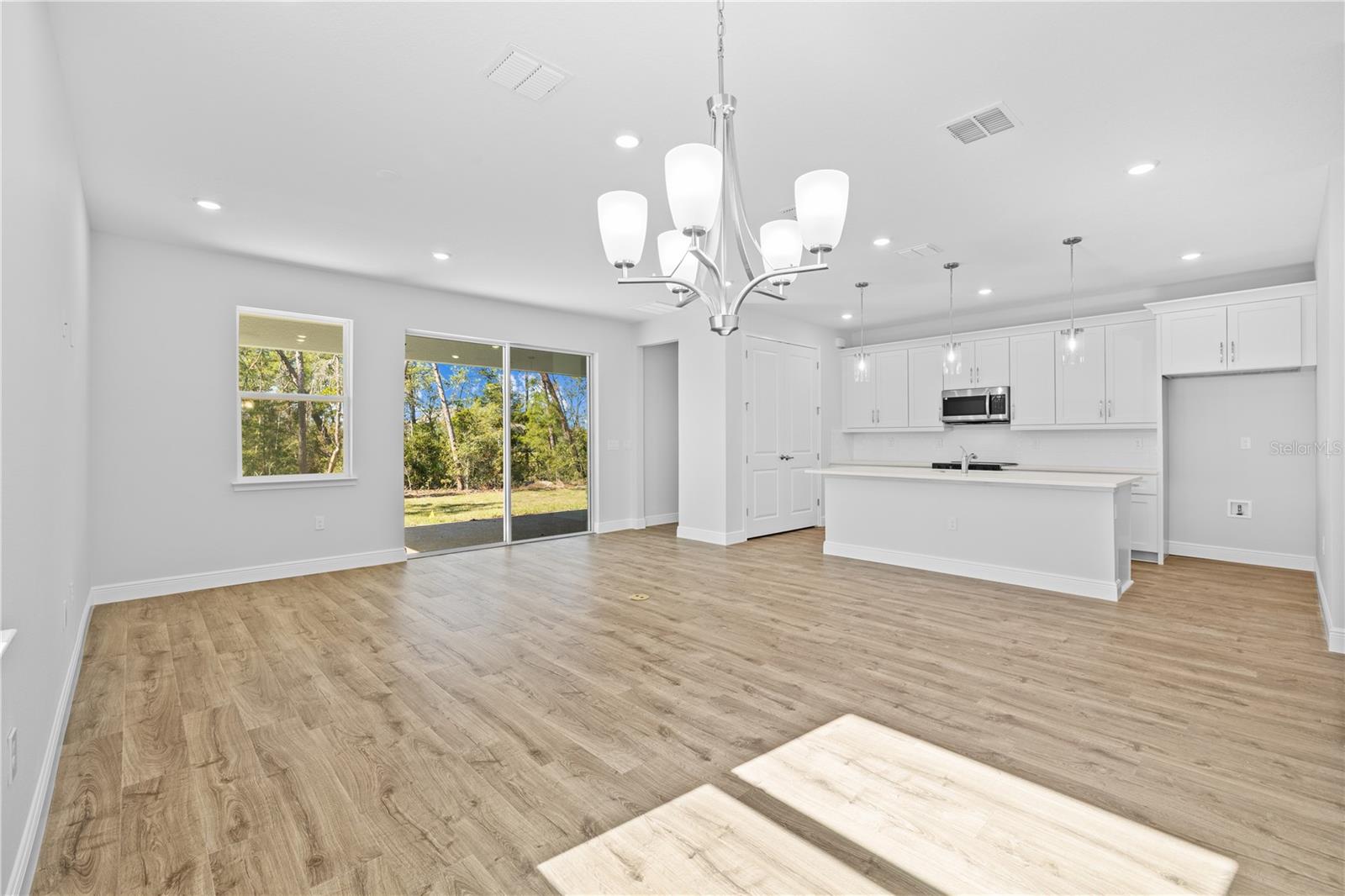 5034 Pinto Loop, FL