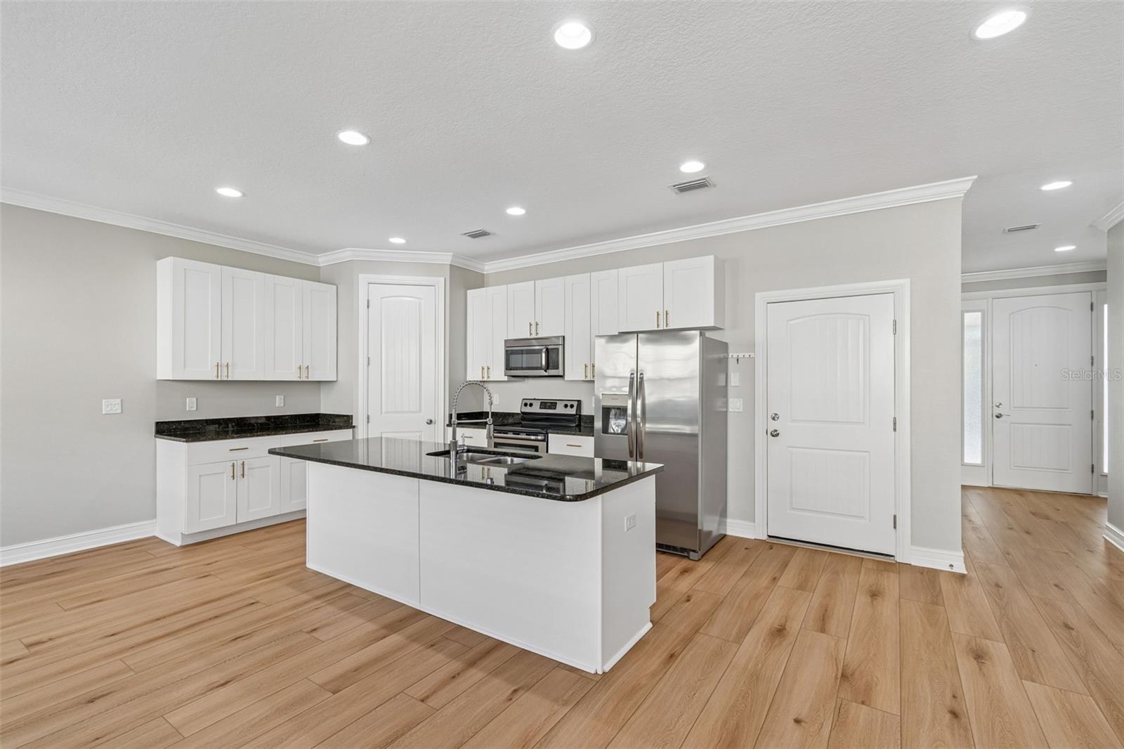 6921 Interbay Boulevard, FL