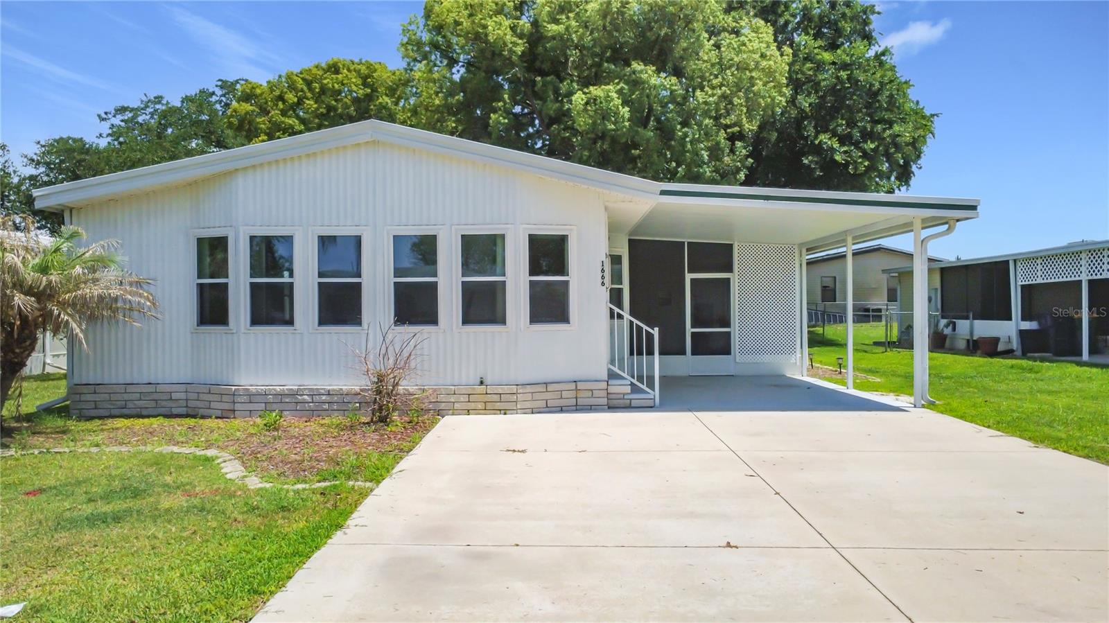 1666 Elkhart Cir, FL