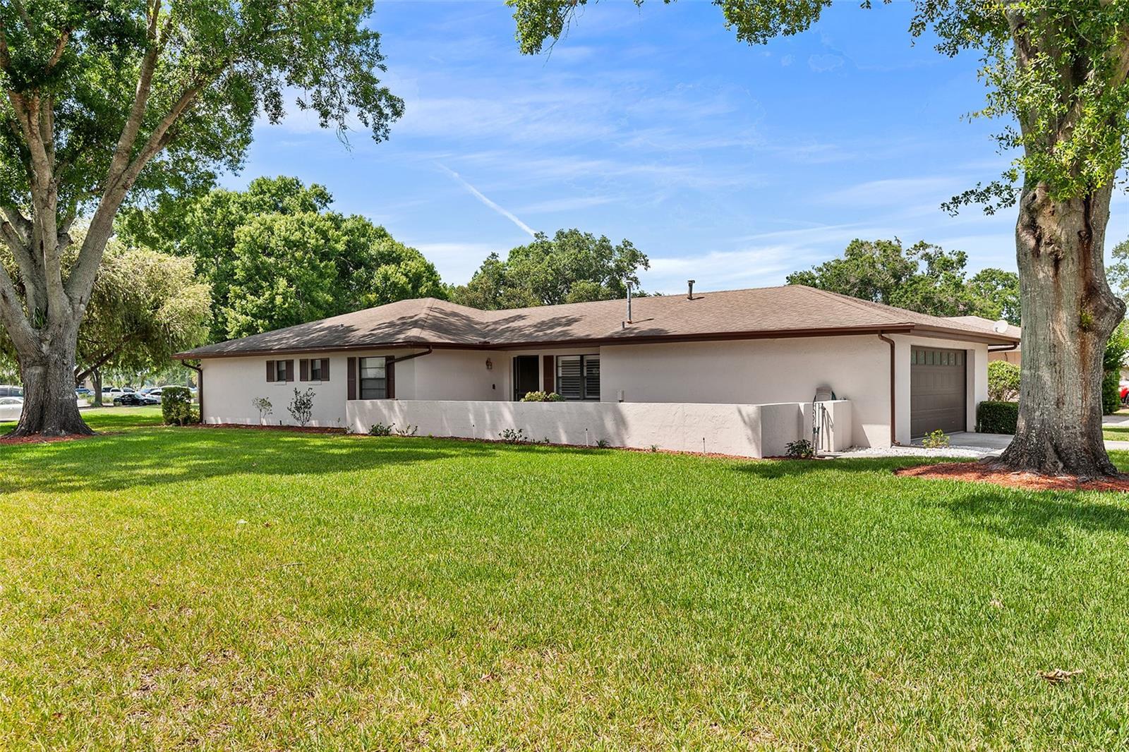 634 Wexford Court, FL