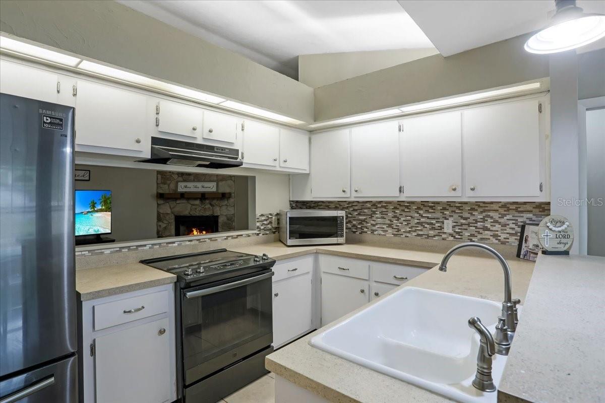 4406 60th Terrace, FL