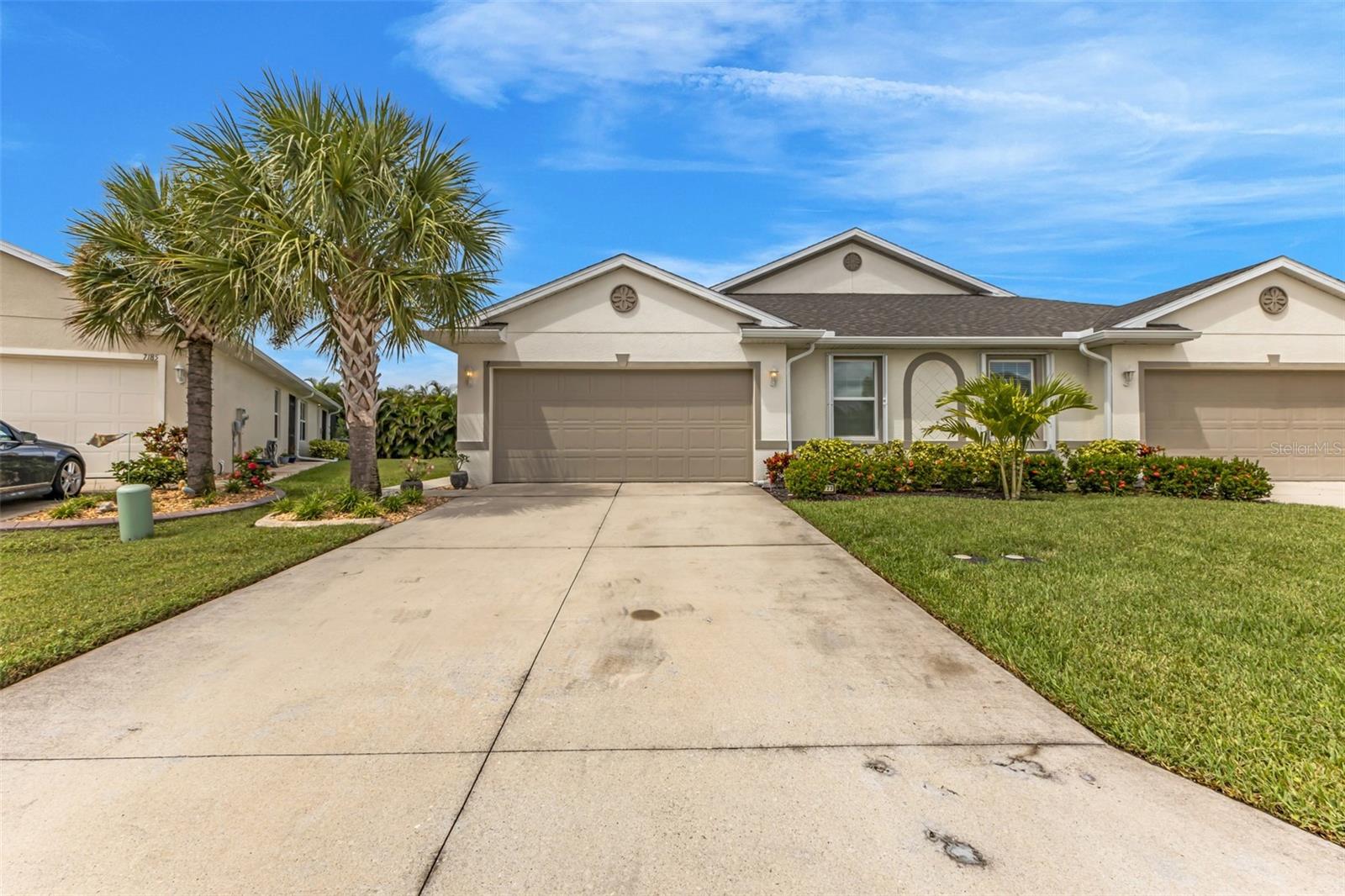 7177 W Lenox Cir, FL