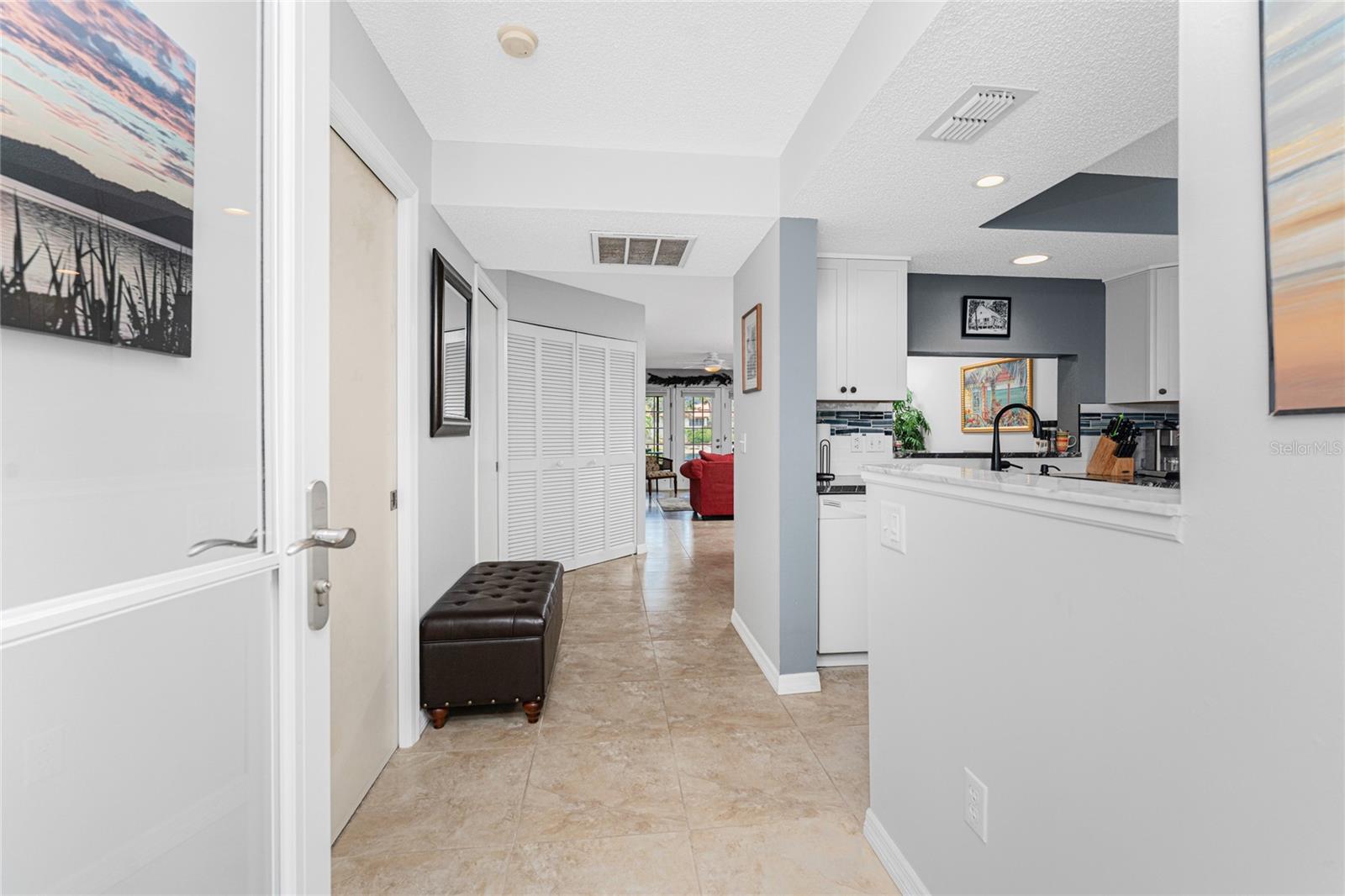 511 Pine Hollow Circle, FL