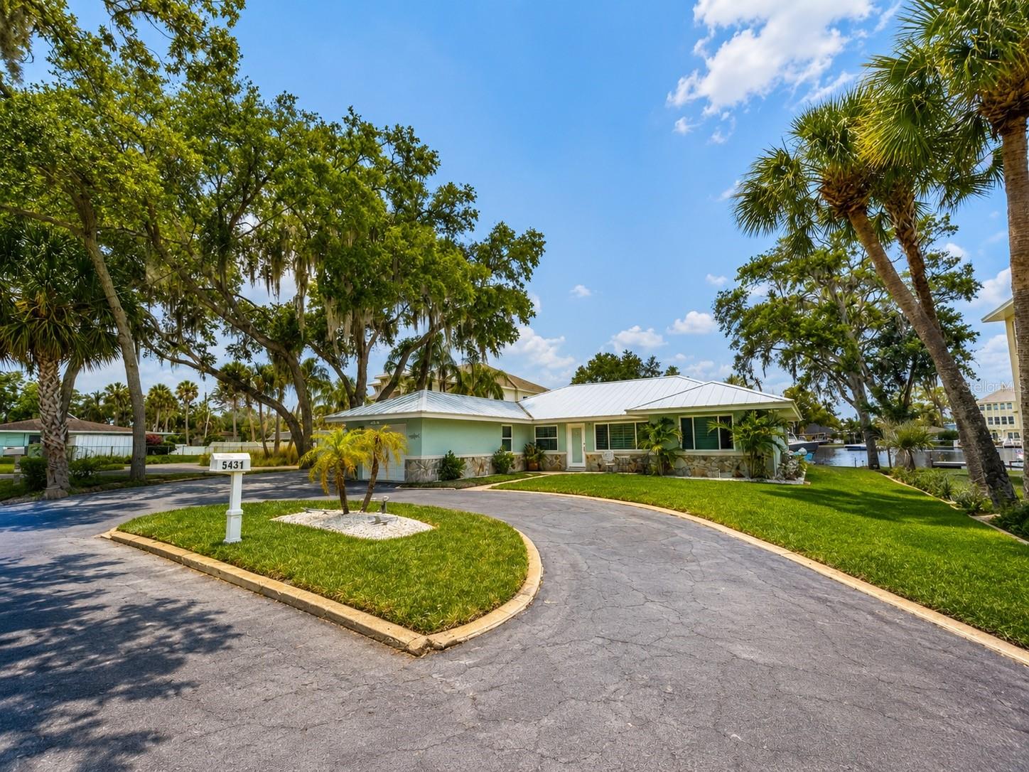 5431 Foley Sq, FL