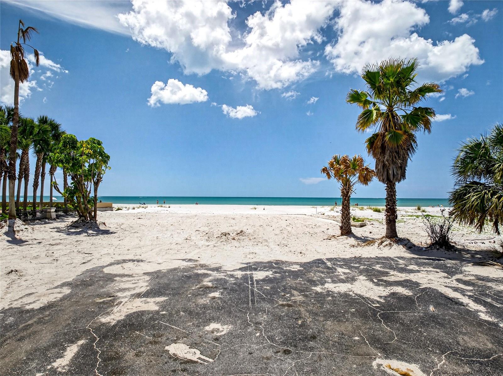 13642 Gulf Blvd, FL