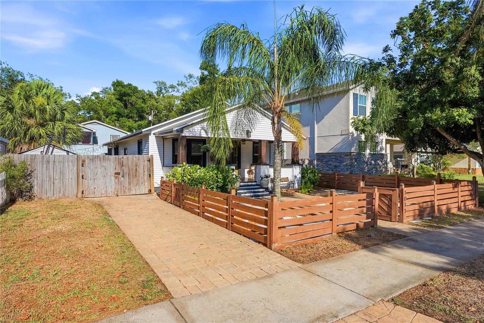 1011 14th Street, FL