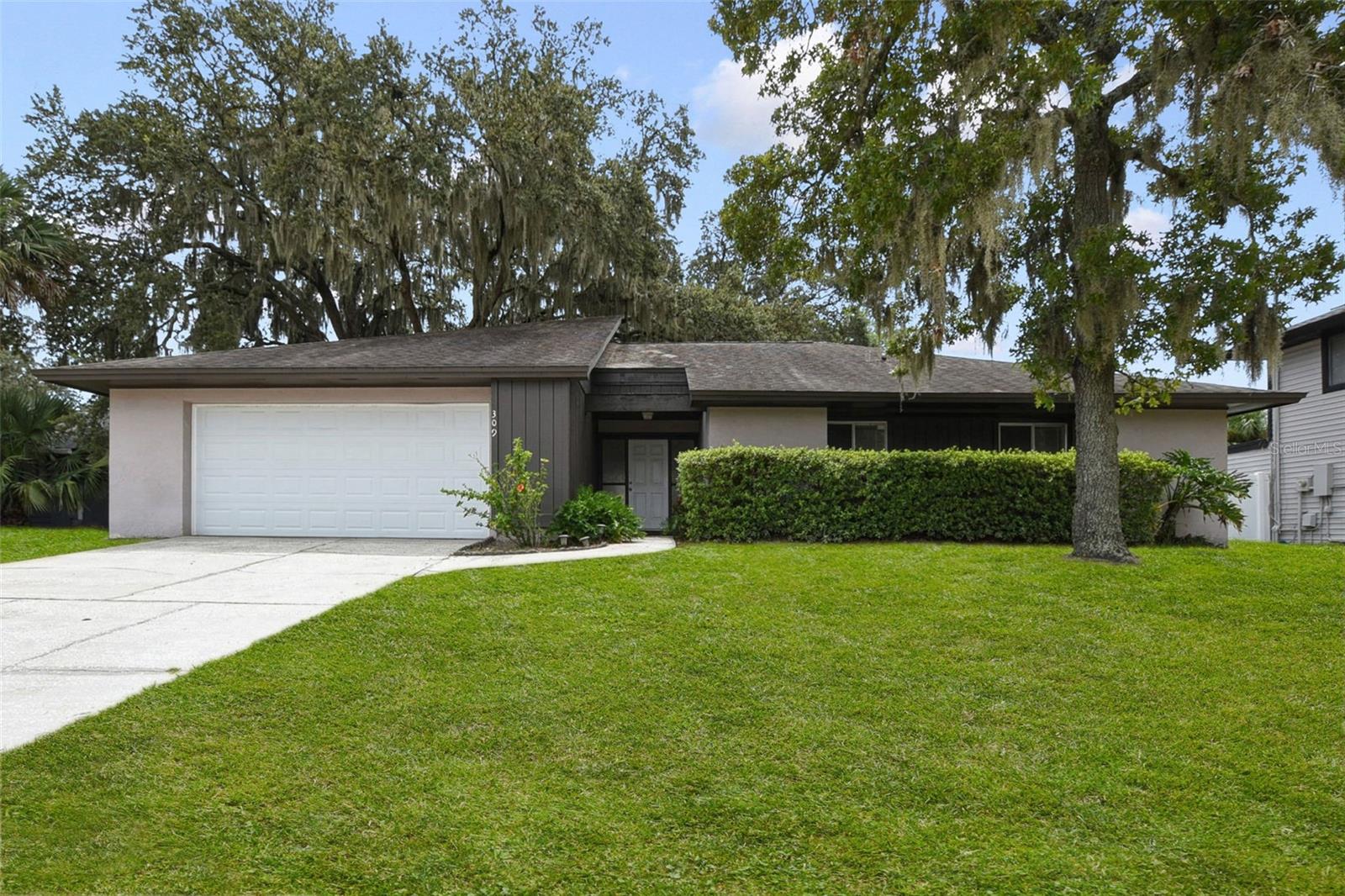 309 Redwing Way, FL