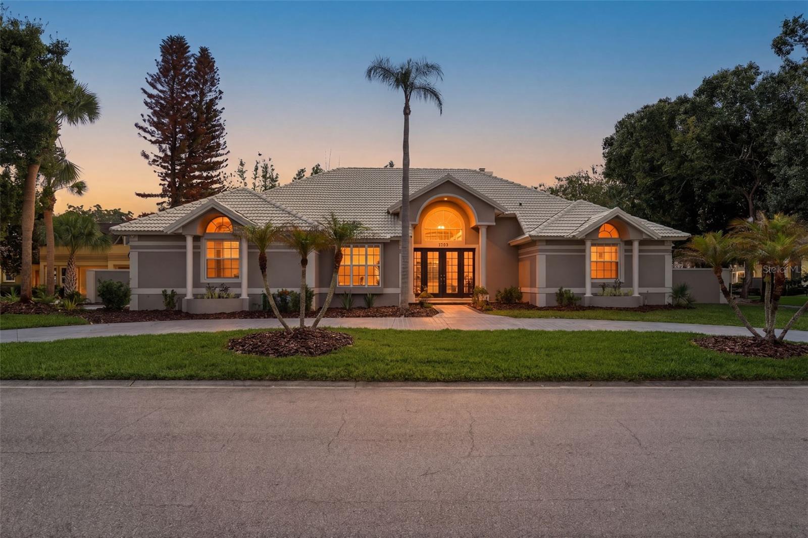 8935 Jonathan Manor Drive, FL