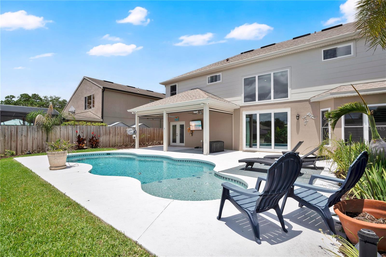 147 Edinburg Court, FL