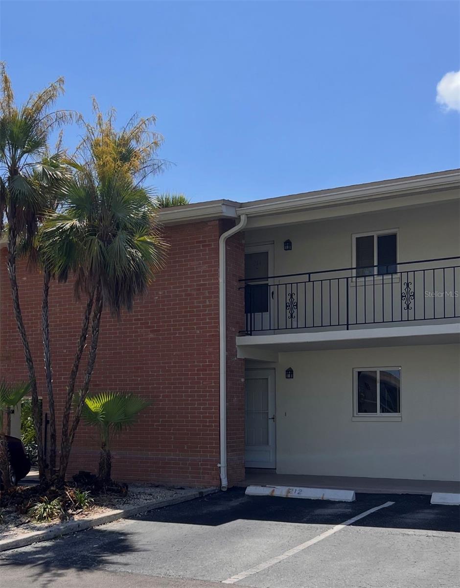 4500 Overlook Dr Ne #107, FL