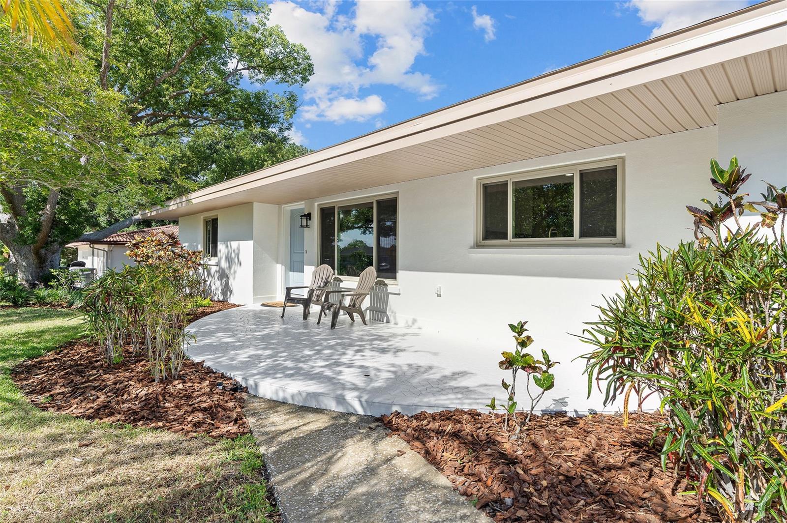 1100 Canterbury Road, FL