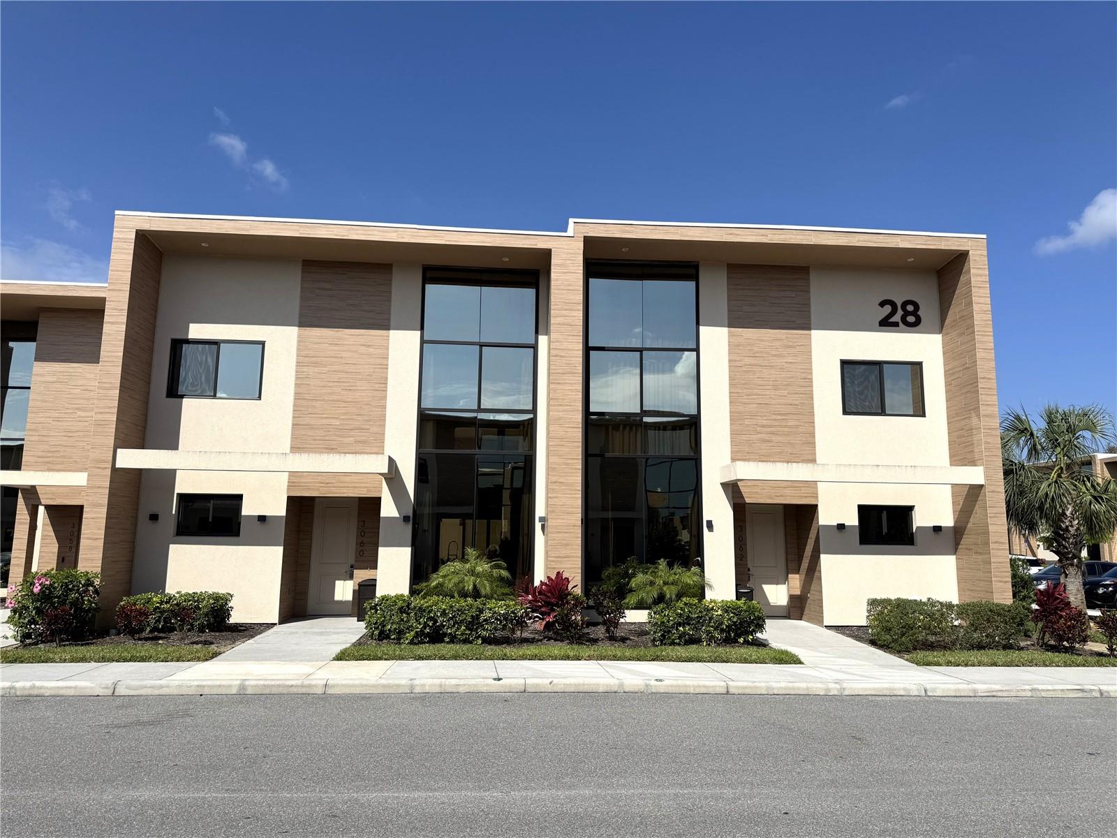 3060 Rockefeller Way #156, FL