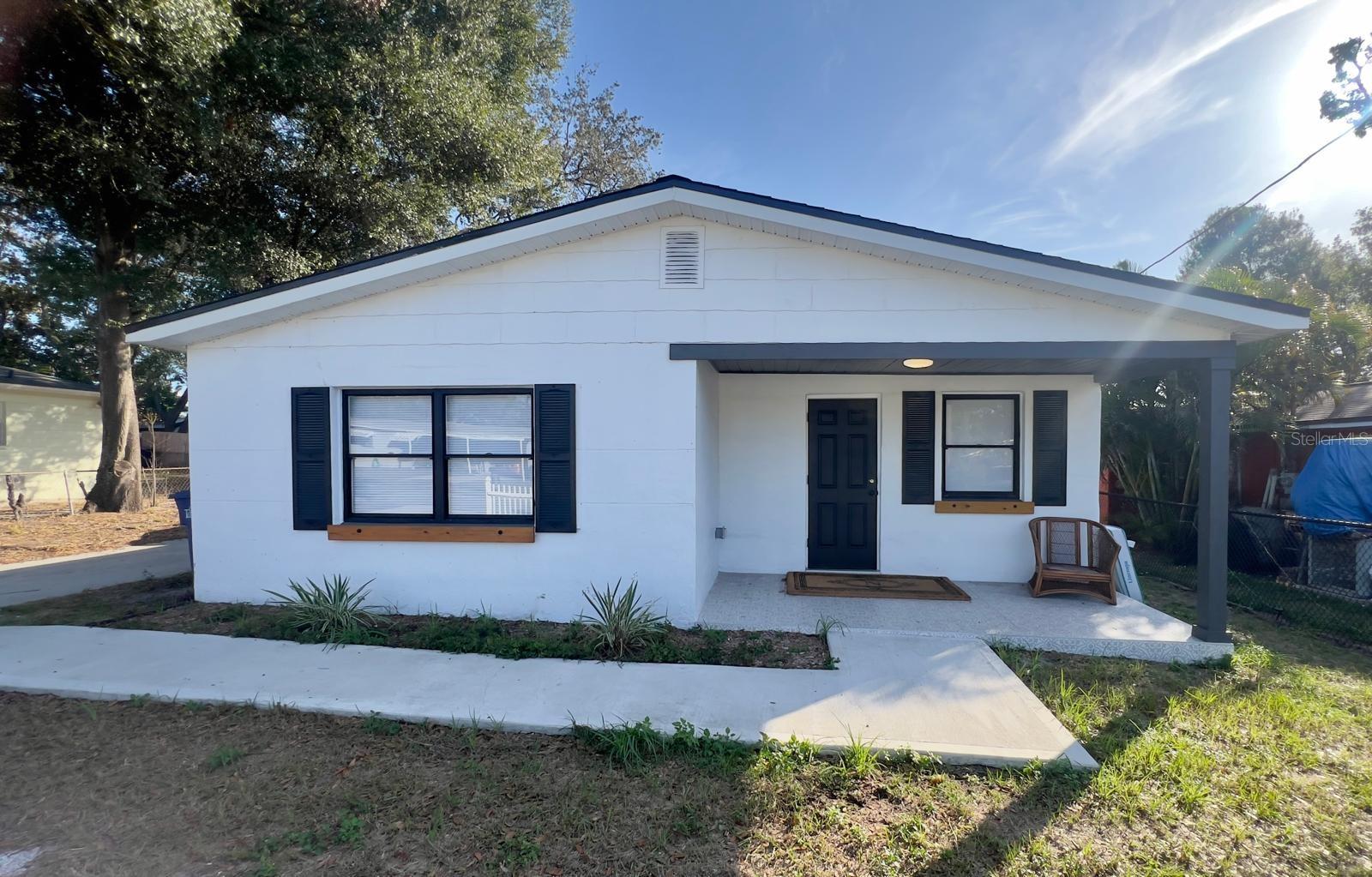 803 Castle Court, FL