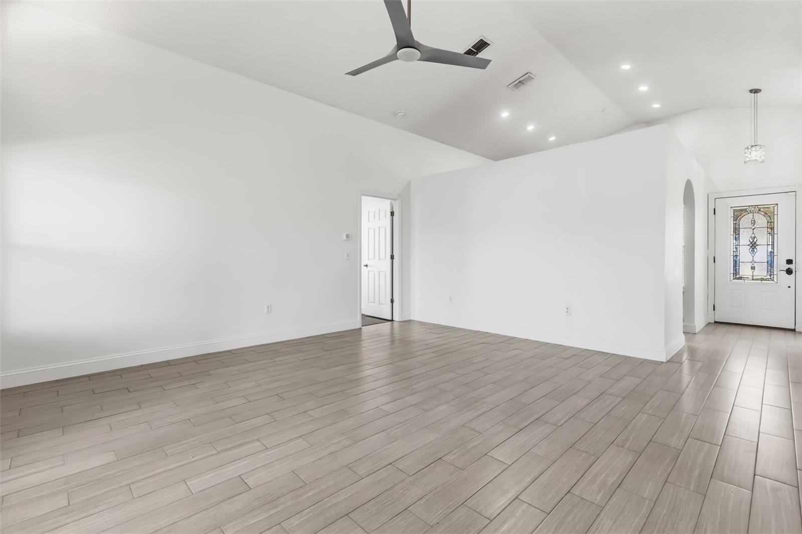 1746 Westminster Trail, FL