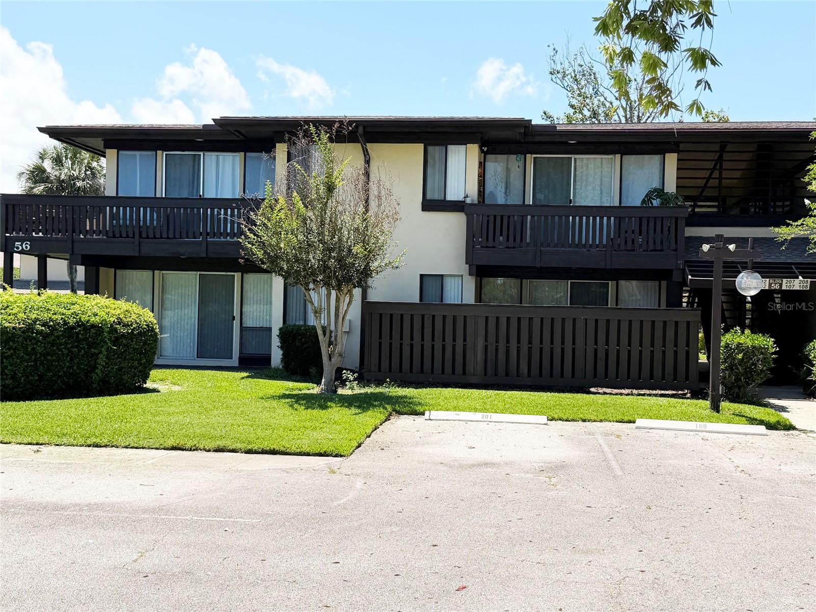56 Club House Drive, FL