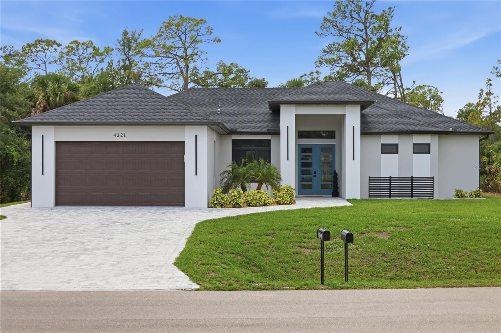 4221 Golfair Ln, FL