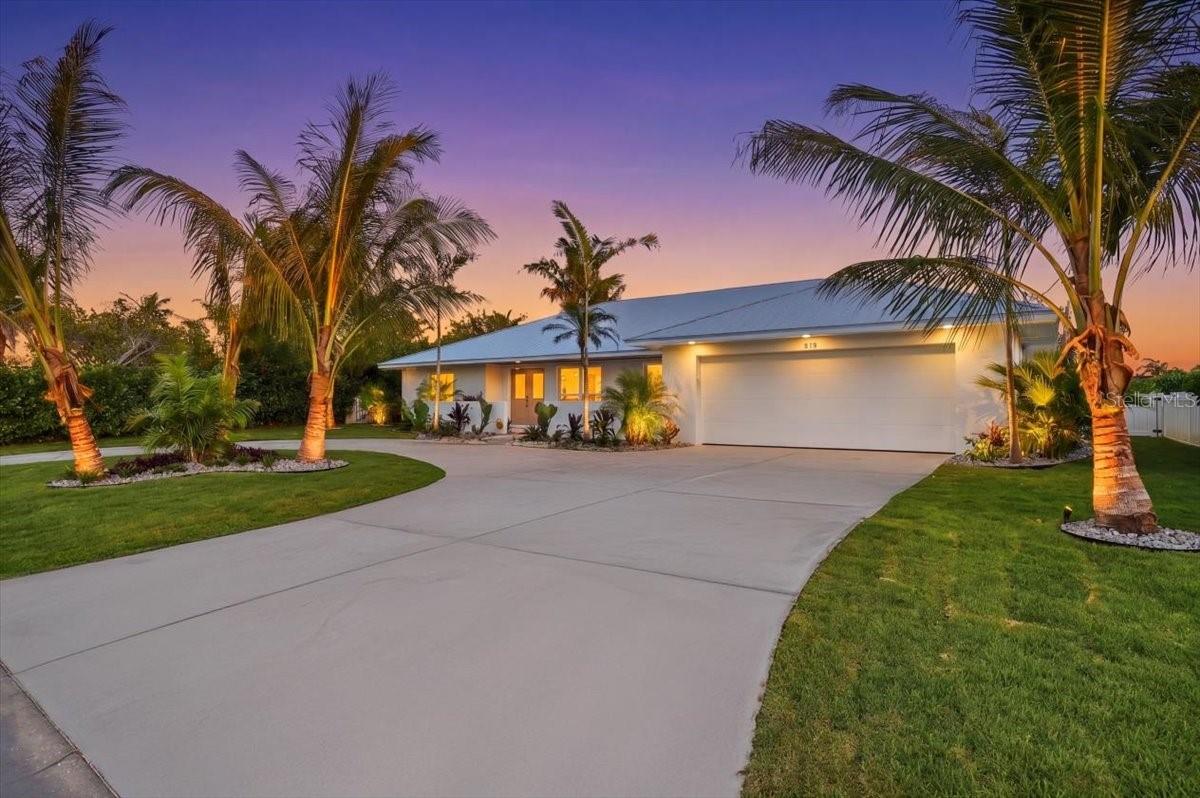 618 Gladstone Ln, FL