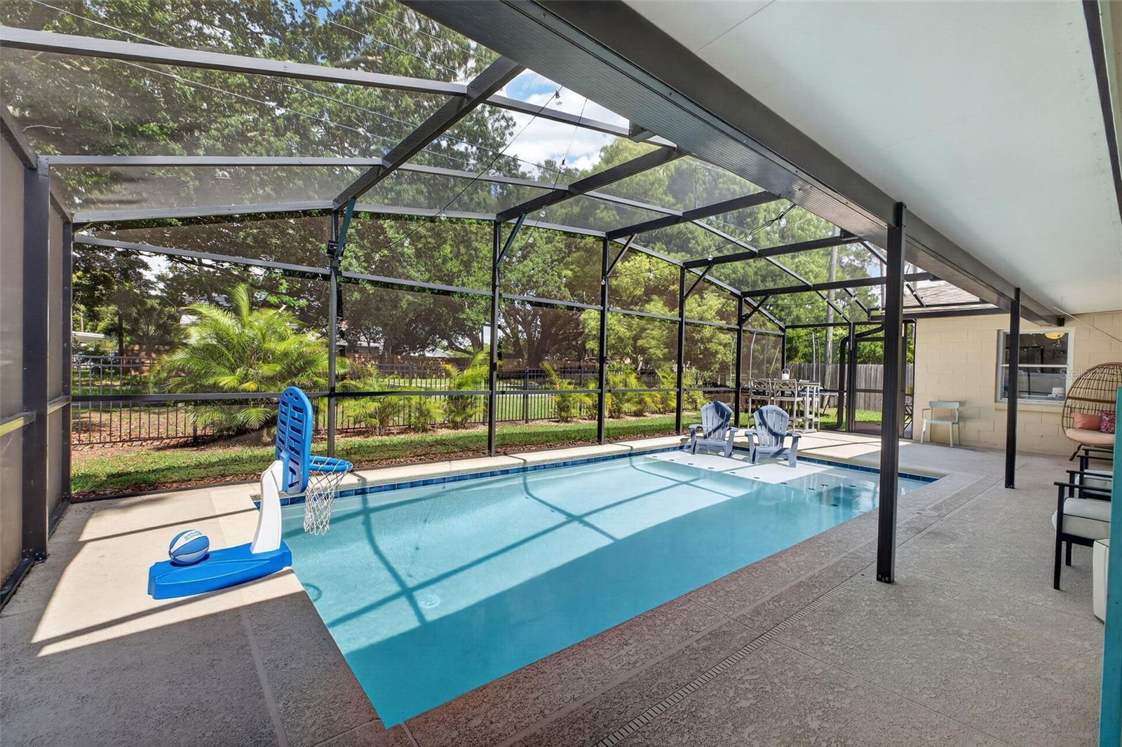 505 Cornwall Road, FL