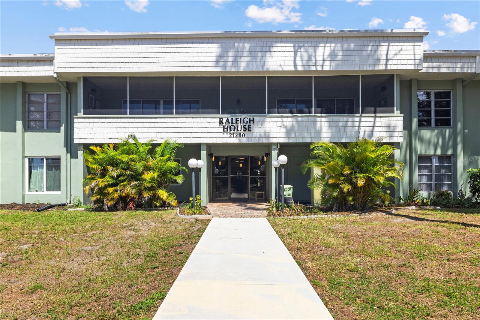 21280 Brinson Ave #220, FL