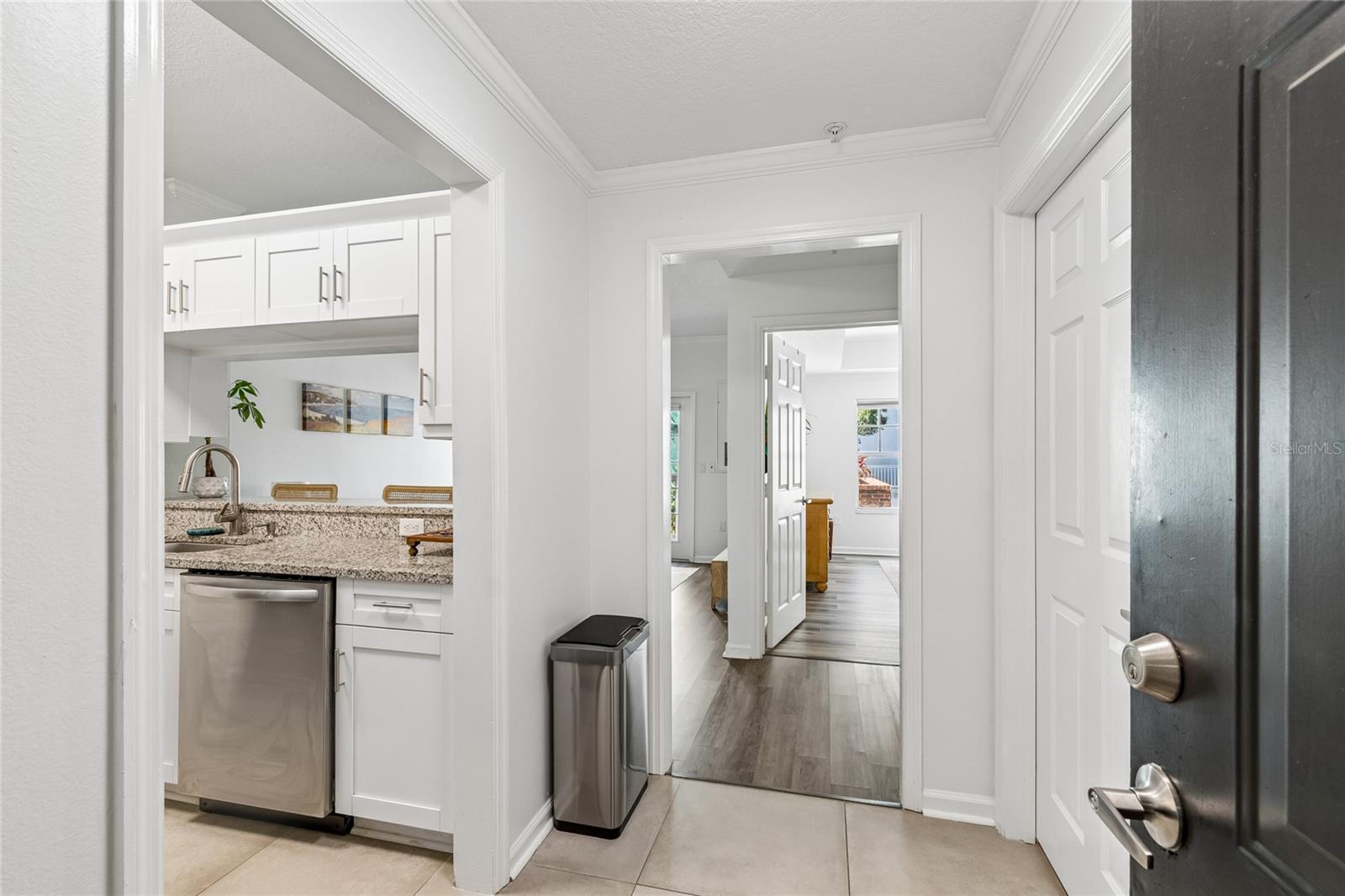 800 Dakota Avenue, FL