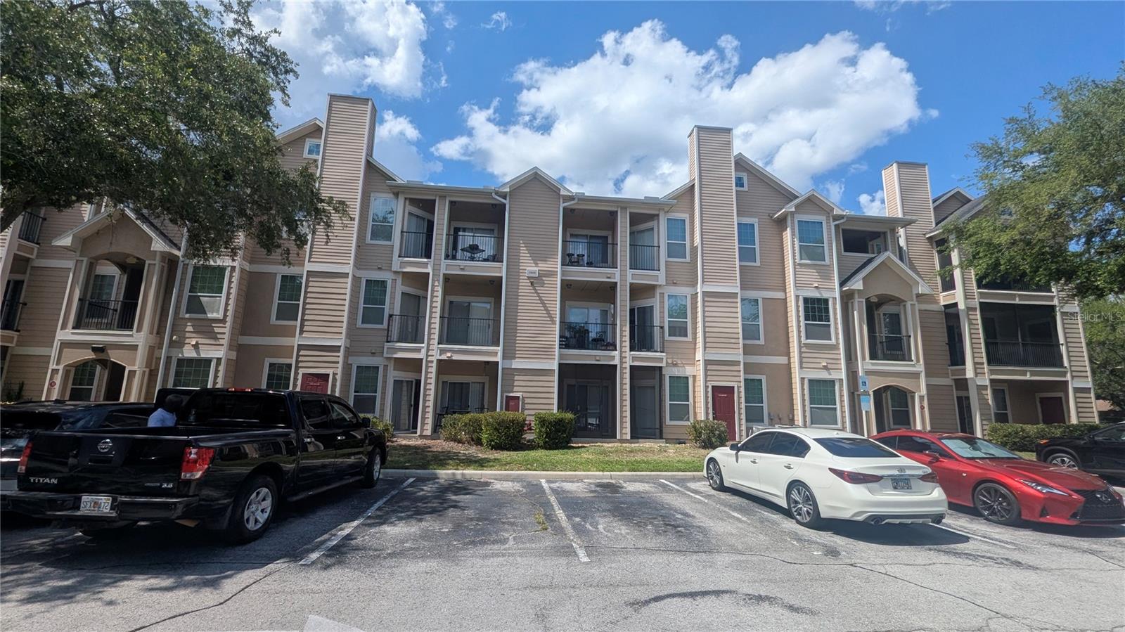 2000 Erving Cir #6202, FL