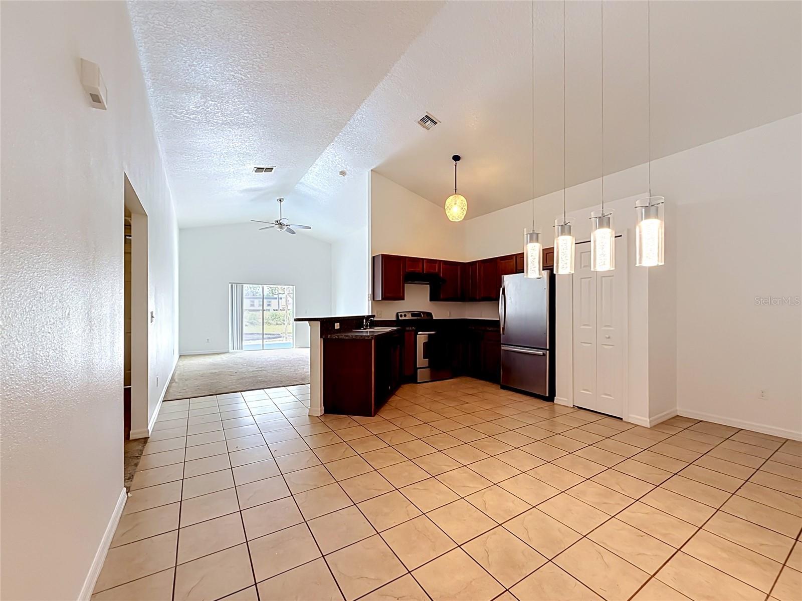 127 Stewart Lake Loop, FL