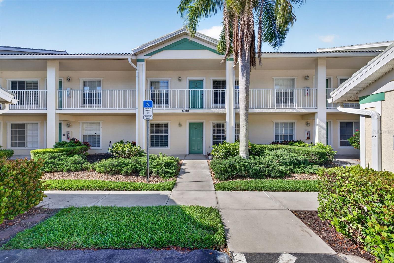 4910 Cougar Ct N #103, FL