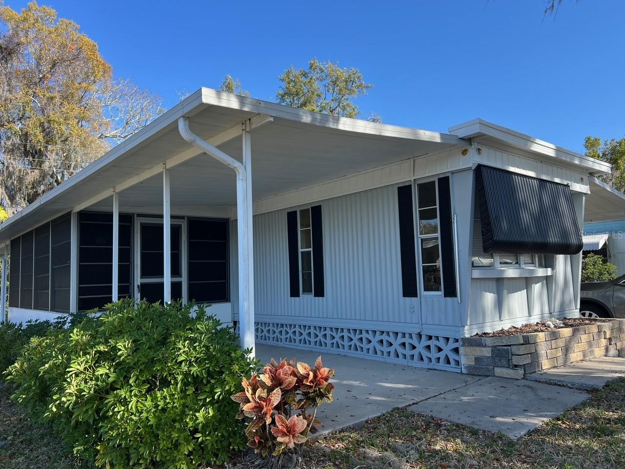 11 Shady Ln, FL