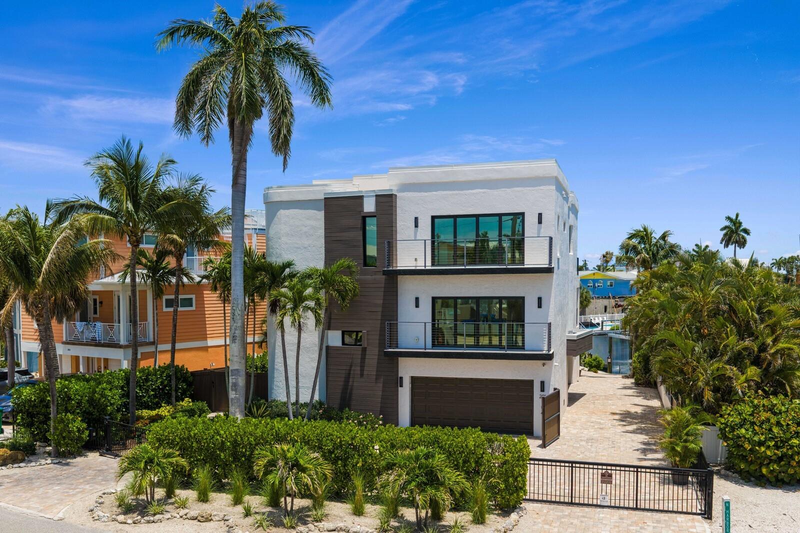 201 Harbor Drive, FL
