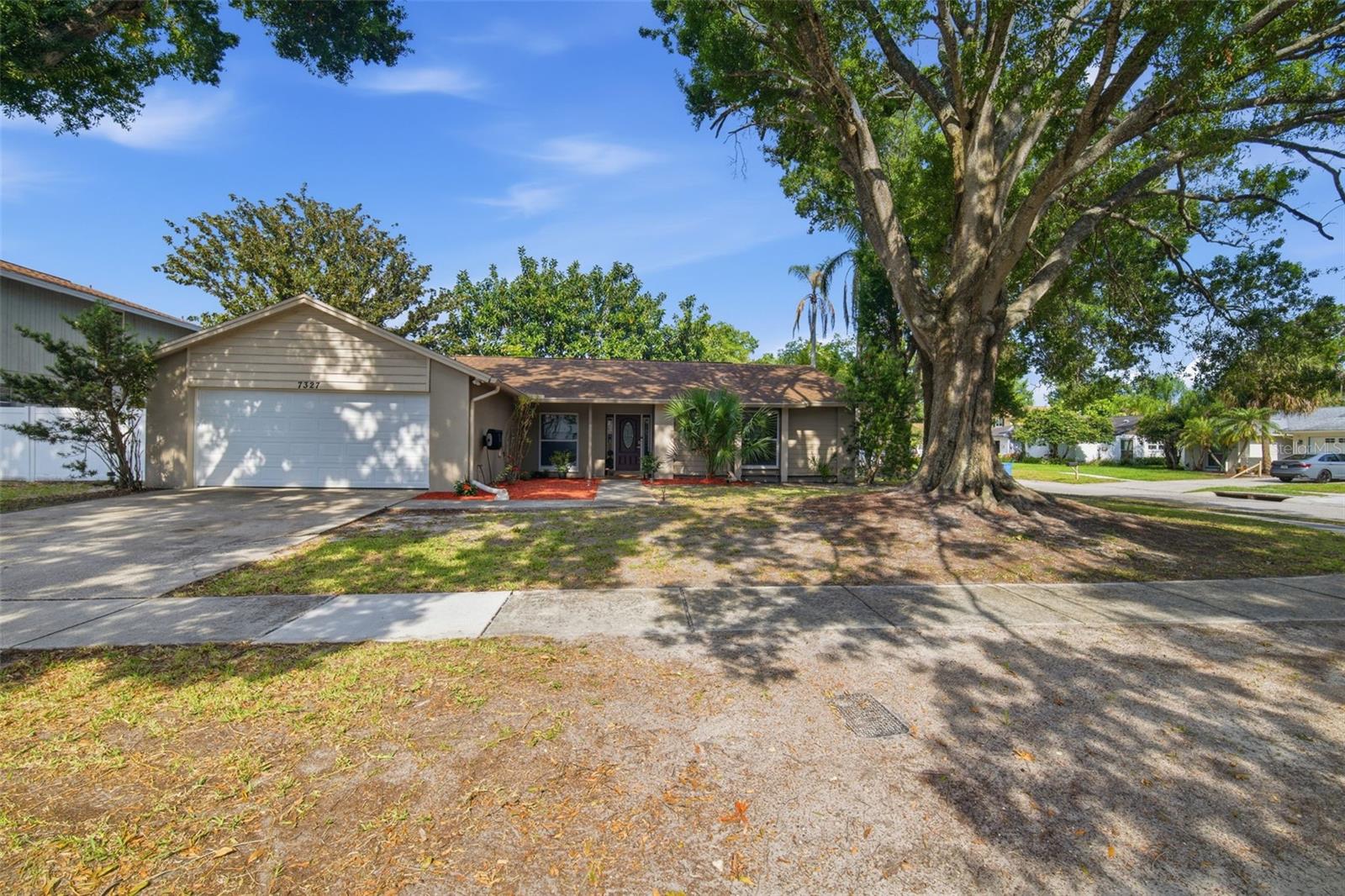 7327 Sunshine Circle, FL