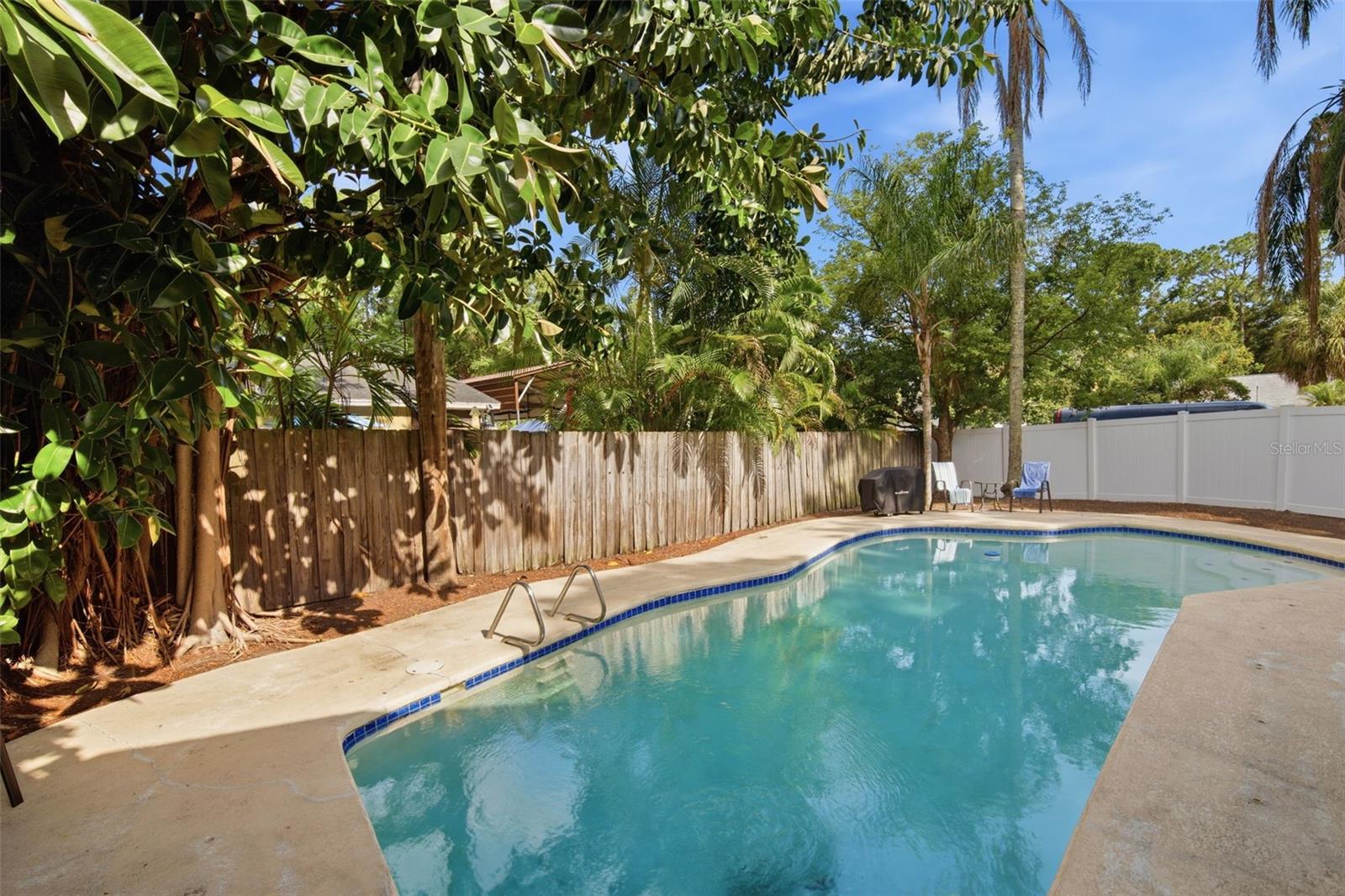 7327 Sunshine Circle, FL