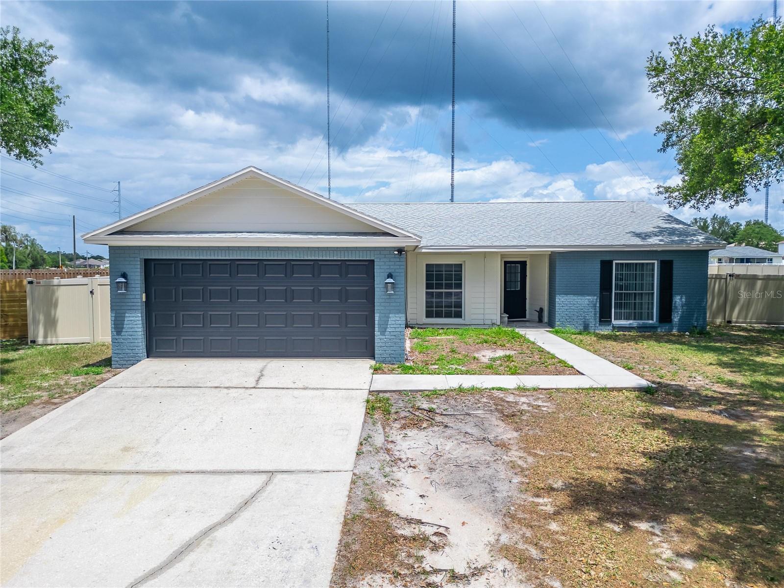 13318 Hollowbend Lane, FL