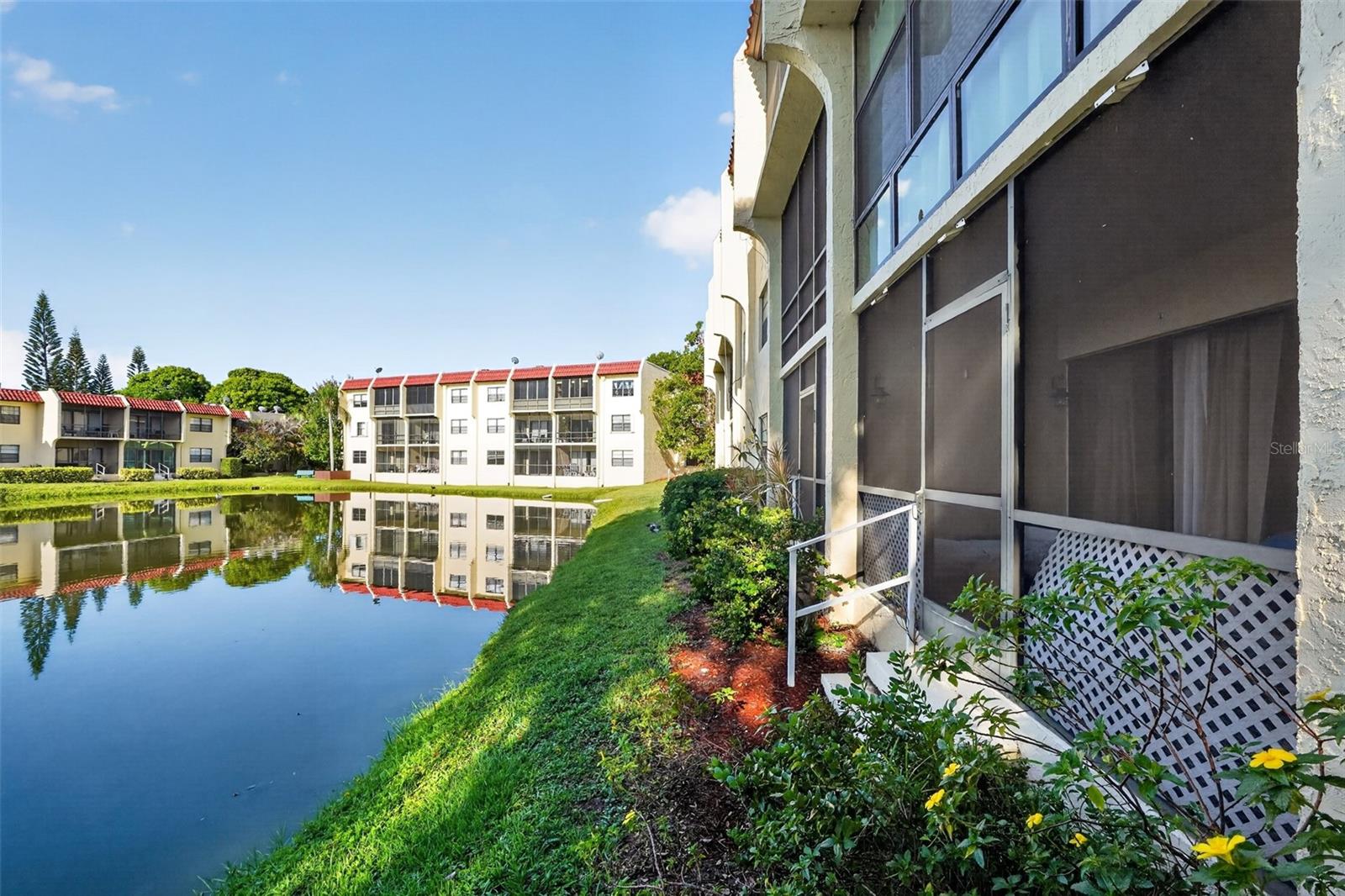 2050 Oleander Blvd #6-105, FL