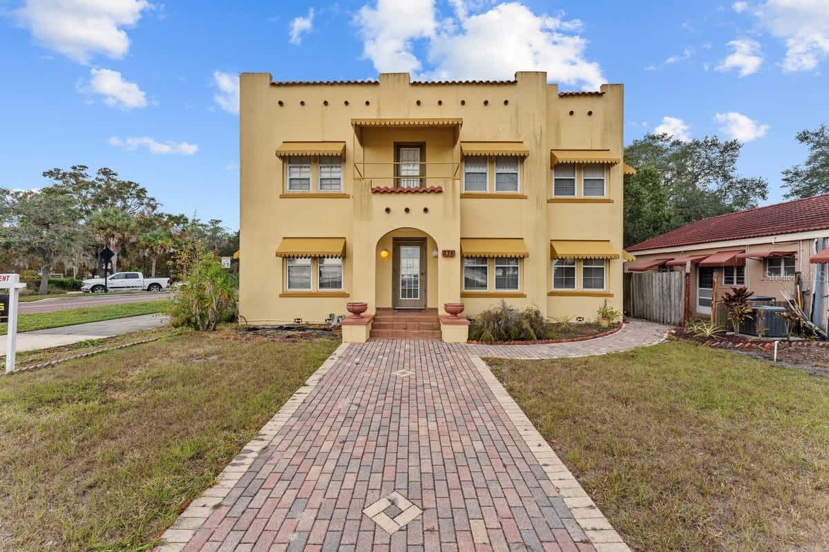304 Lakeshore Blvd, FL
