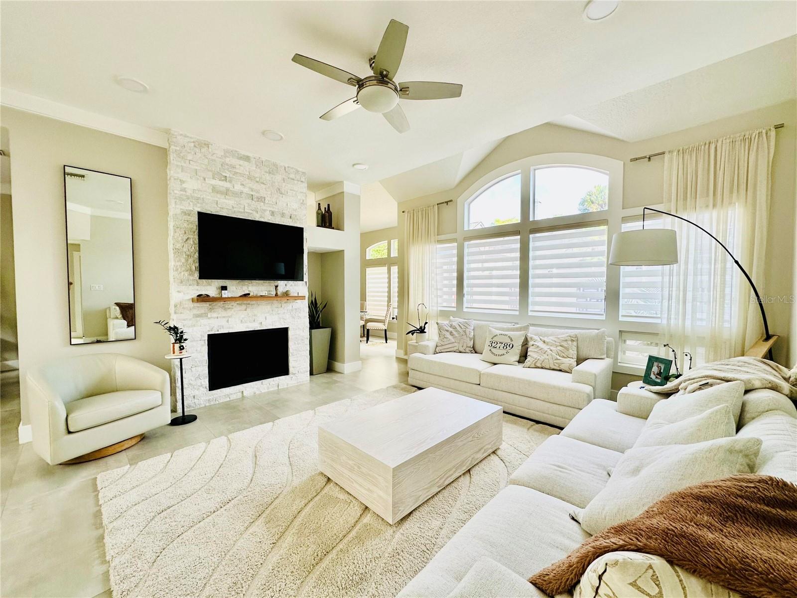 784 Pennsylvania Avenue, FL