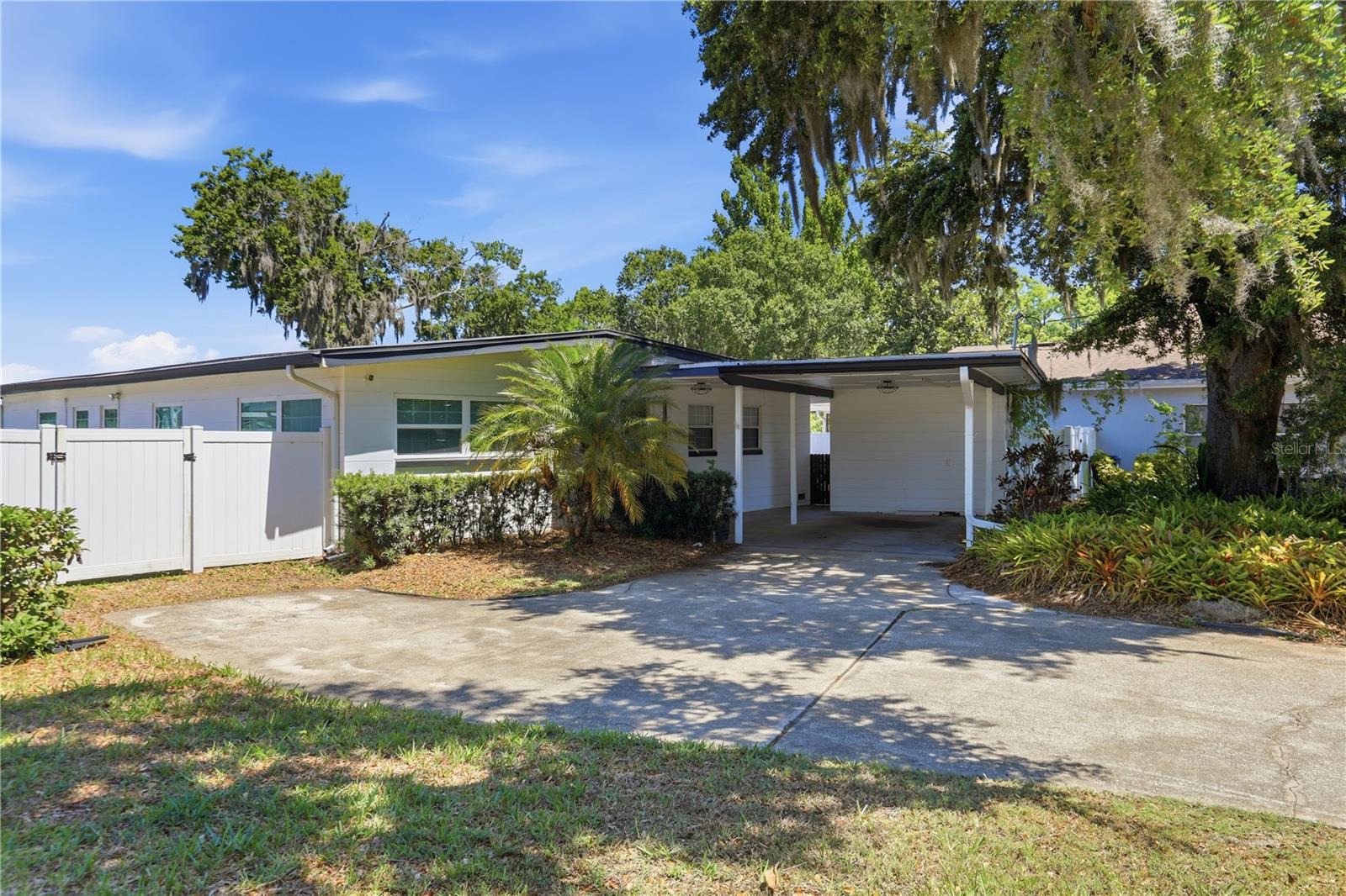 5716 Moonlight Circle, FL