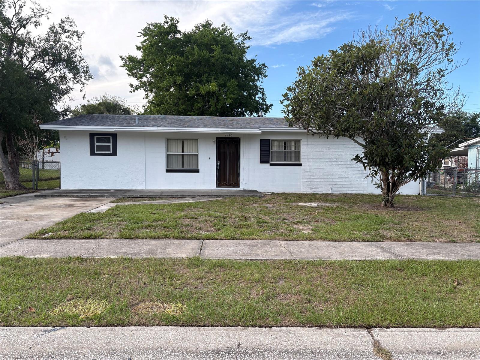 2240 White Sands Dr, FL