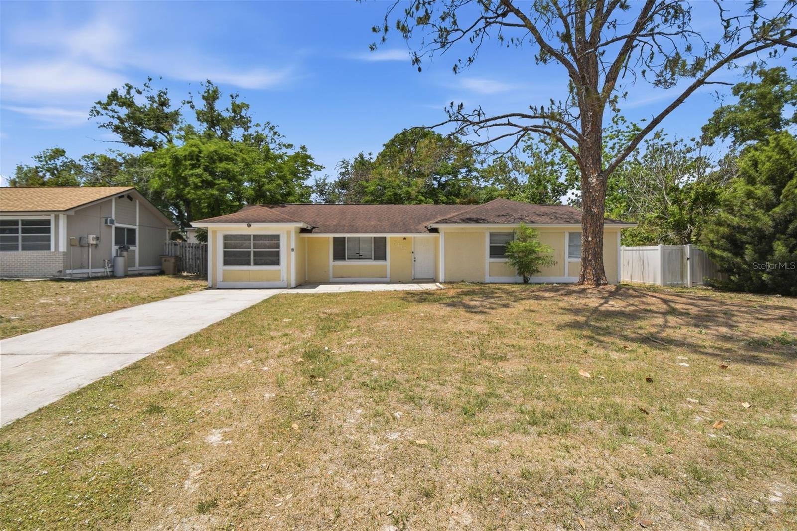 8412 Renald Blvd, FL