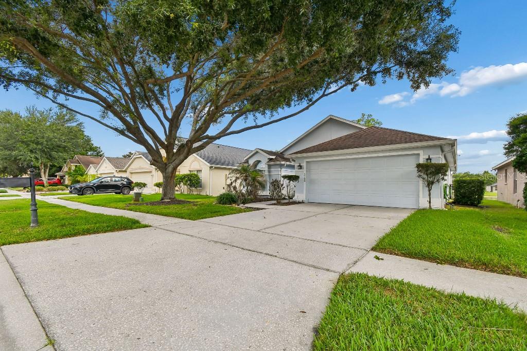 2708 Bellewater Place, FL