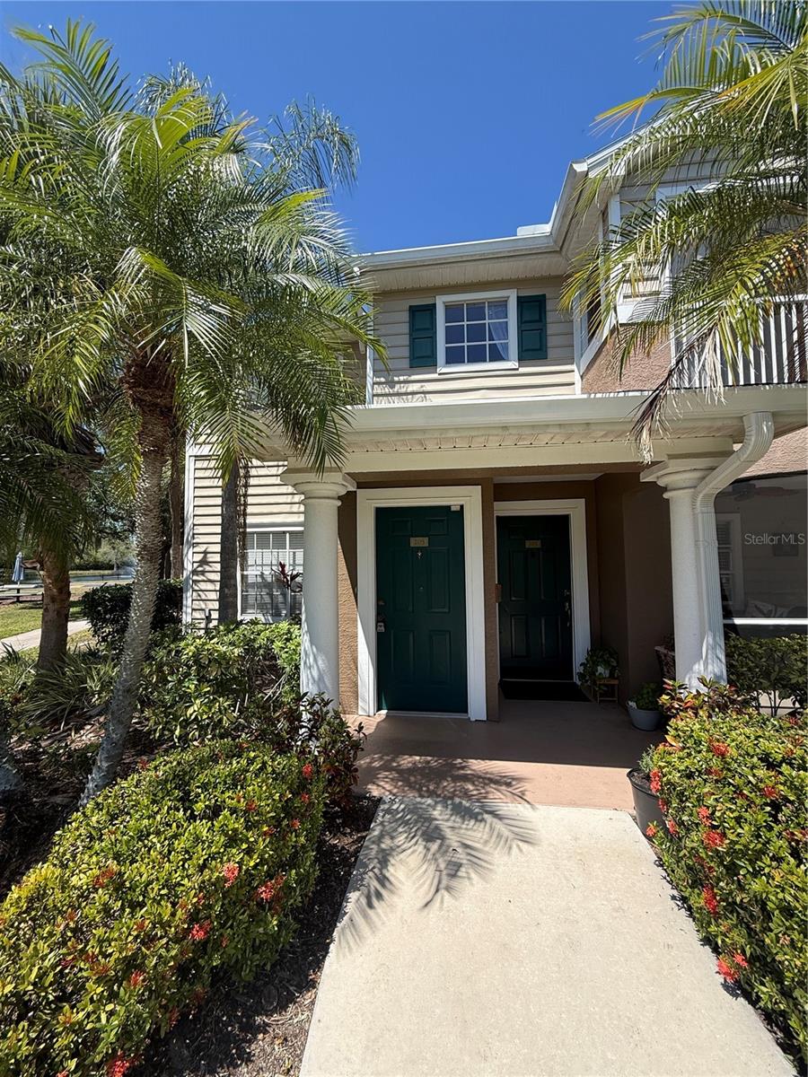 8932 Manor Loop, FL