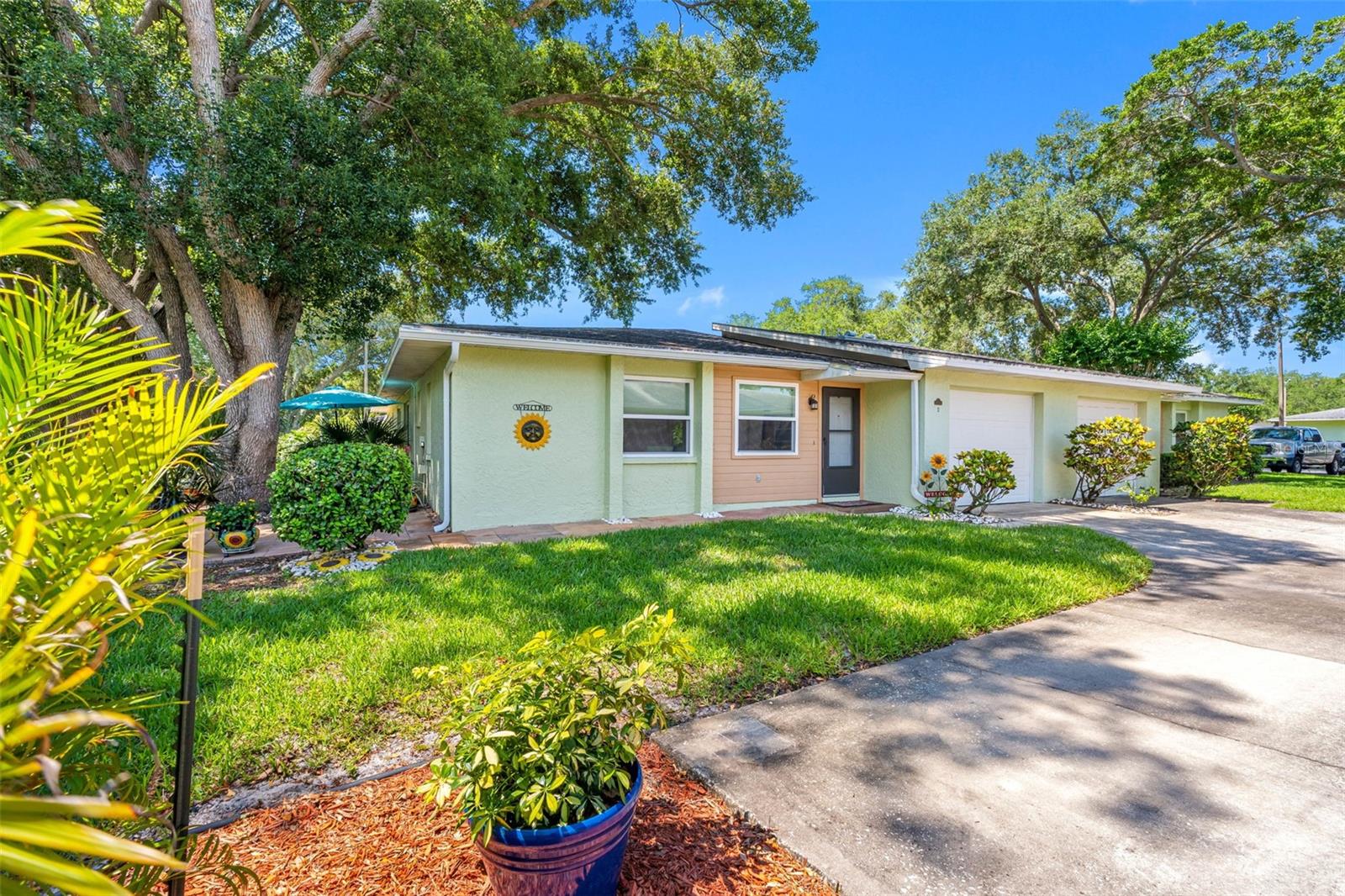 1150 Orange Tree Circle, FL