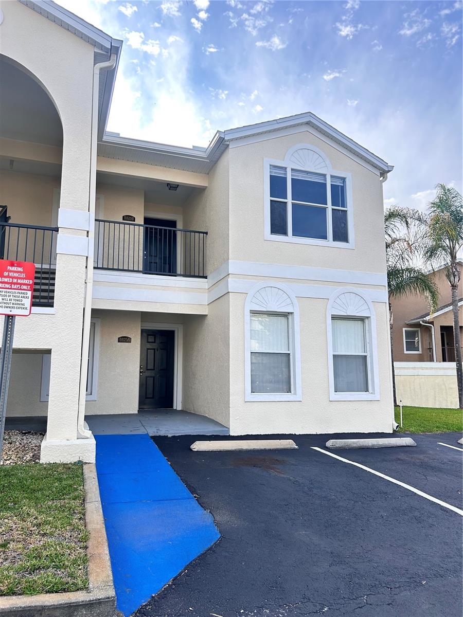 8825 Grand Palms Cir #B, FL