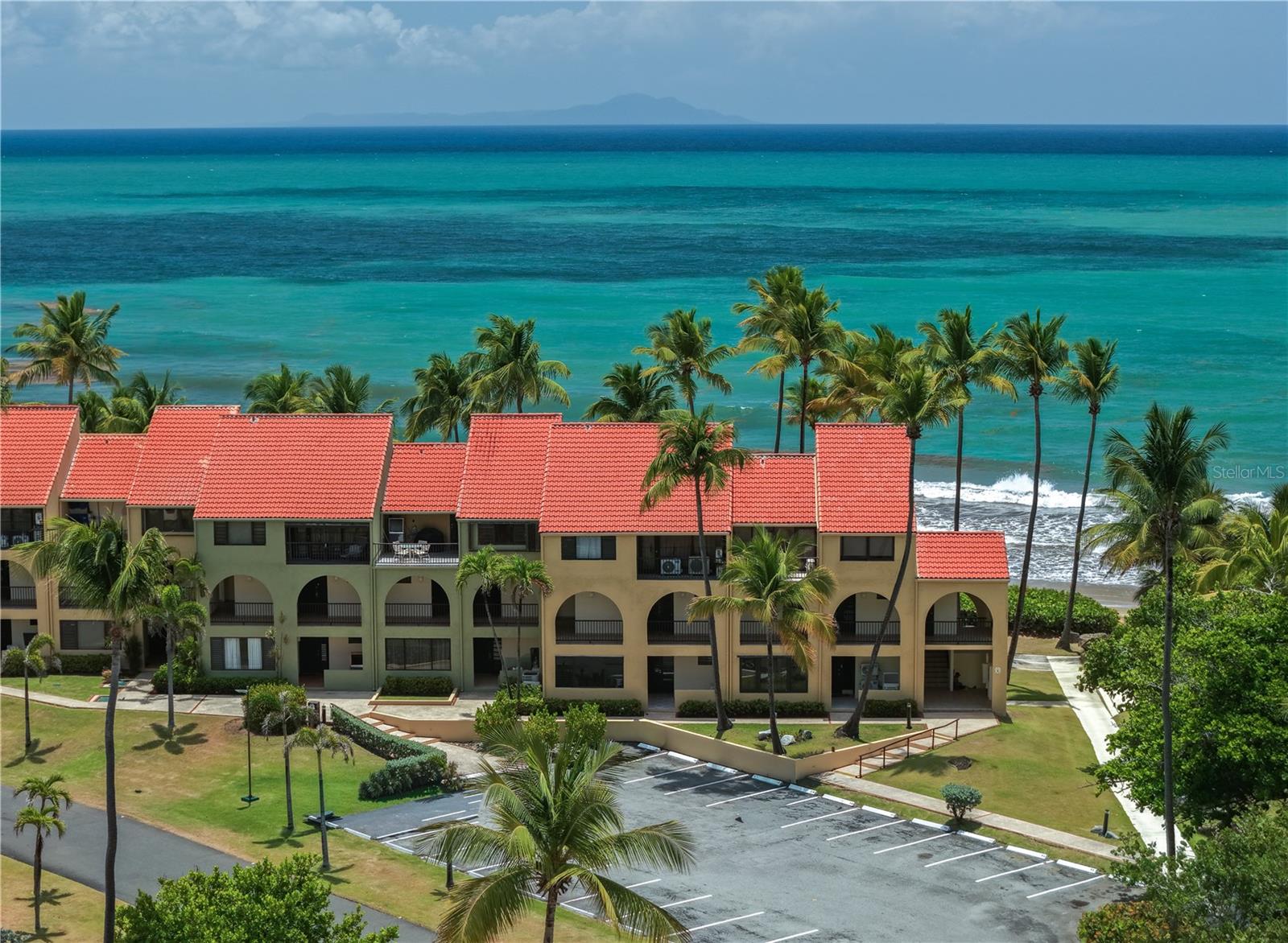 94 Beach Village Drive, PR