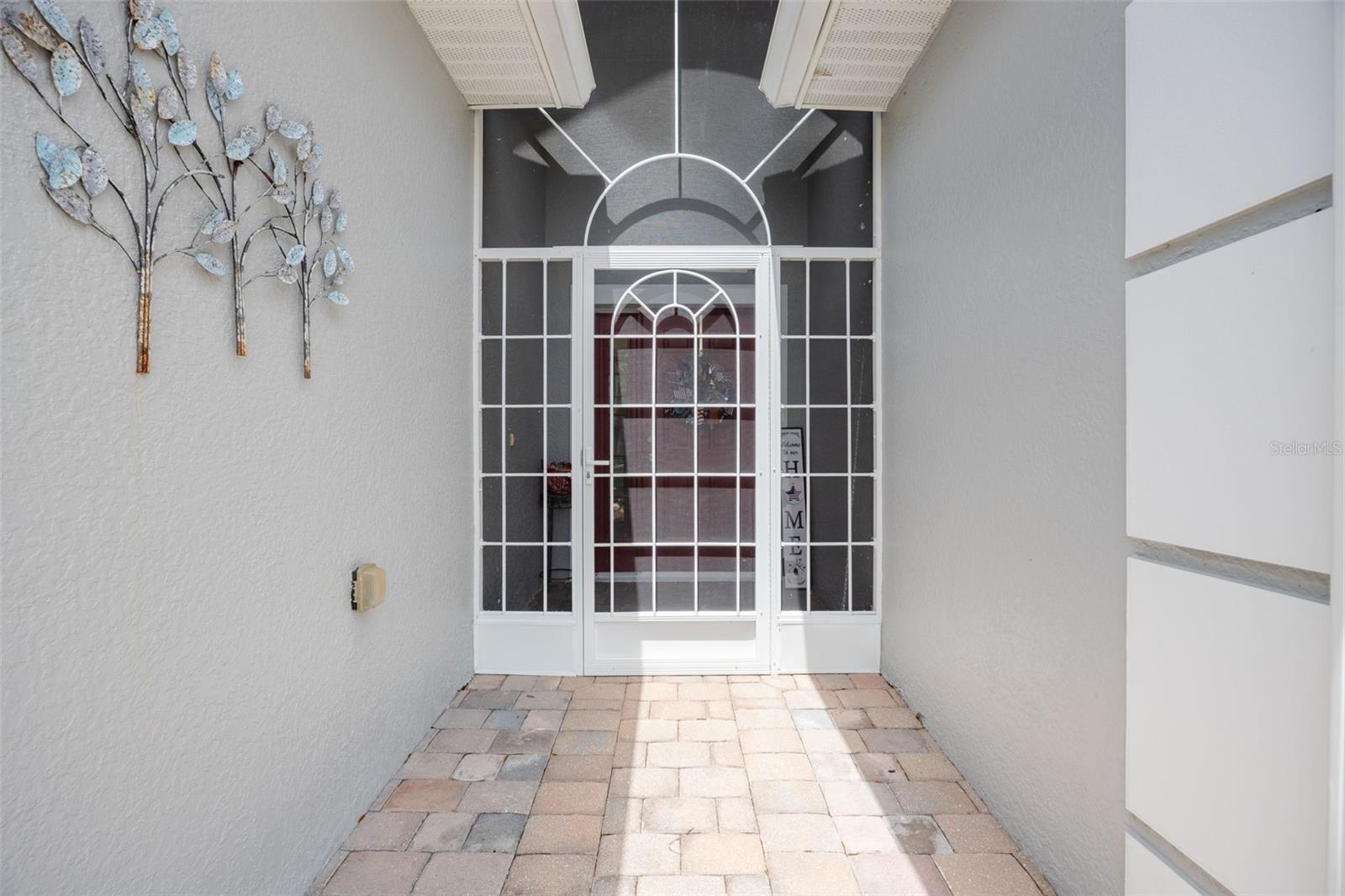 8648 Lake Front Court, FL