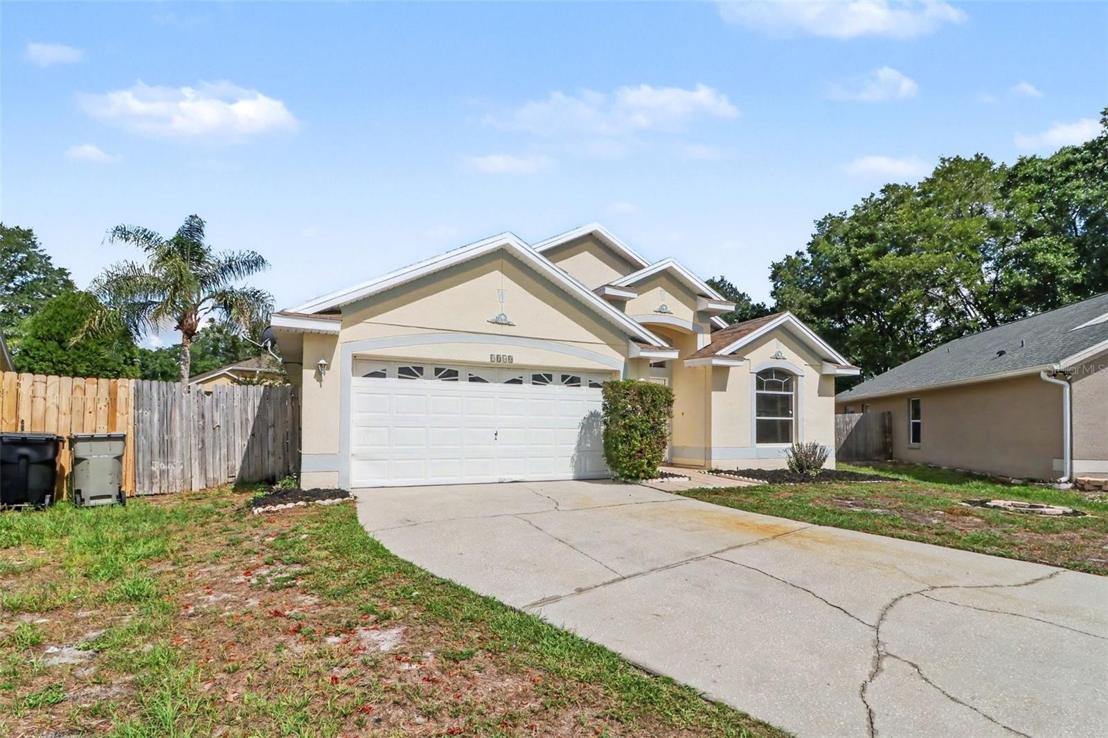 1040 Pineview Court, FL
