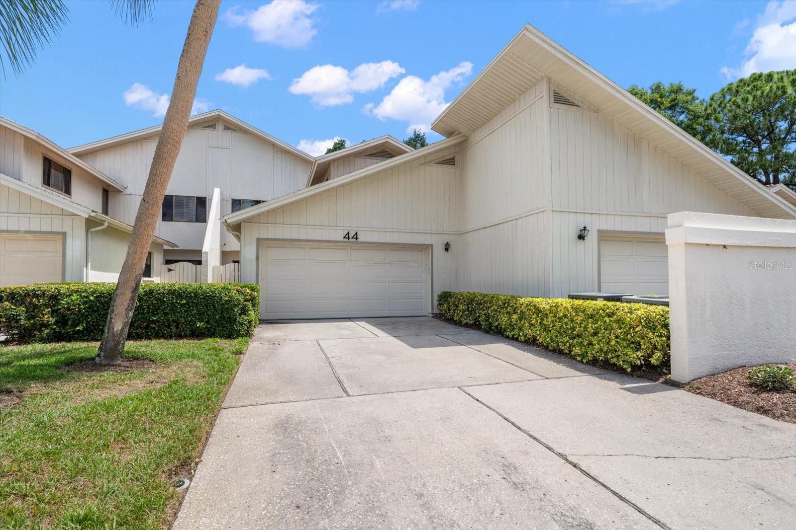 498 Lakeview Drive, FL